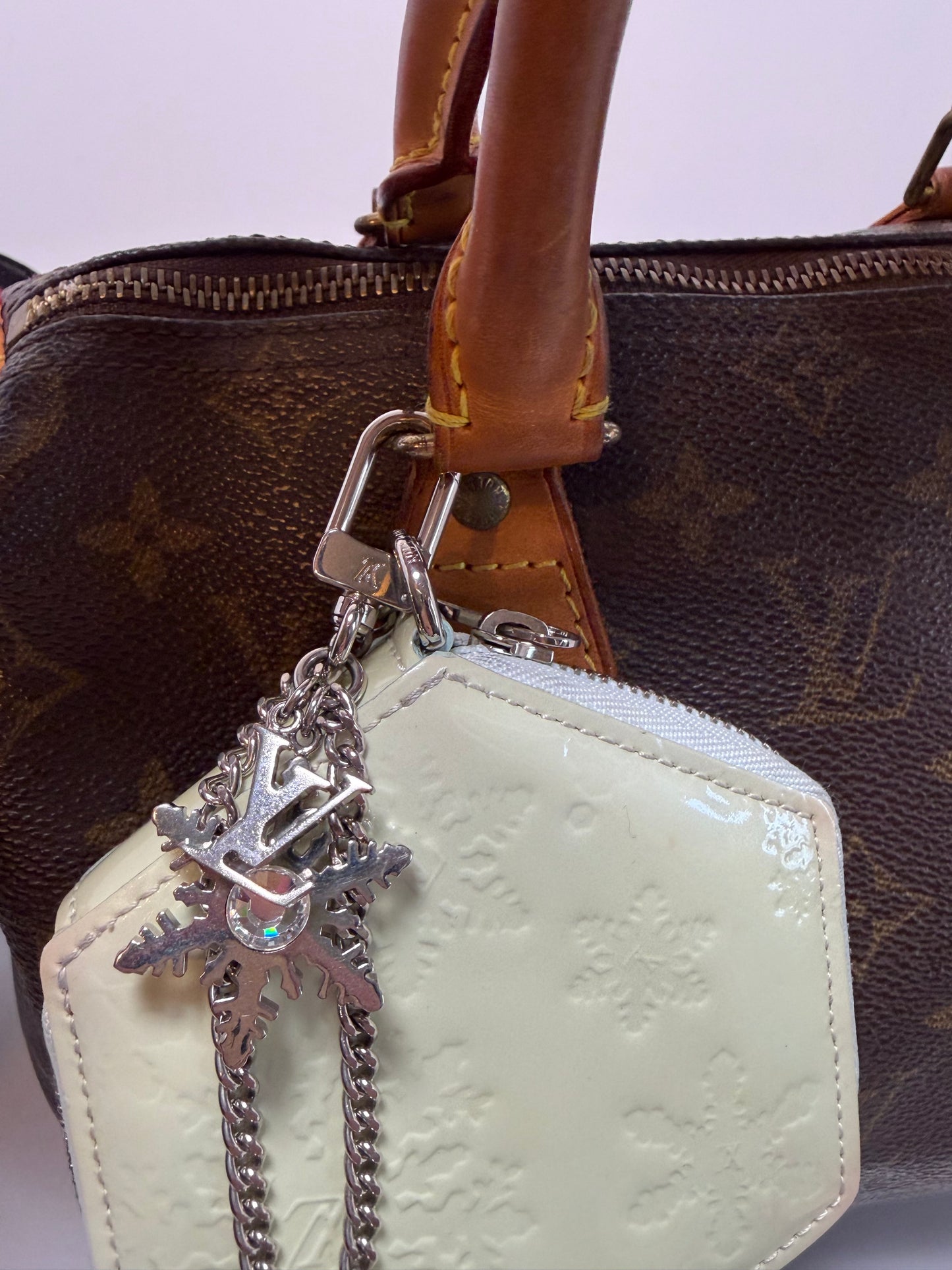 Louis Vuitton Porte Monnaie Flocon Bag Charm/Coin Purse Snow Flake