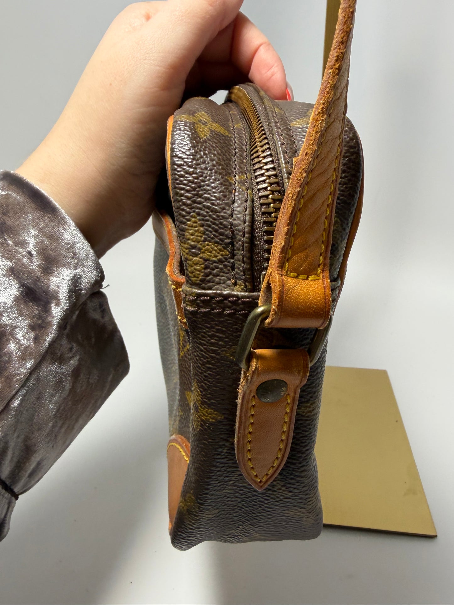 Louis Vuitton Trocadero 23 Monogram Crossbody