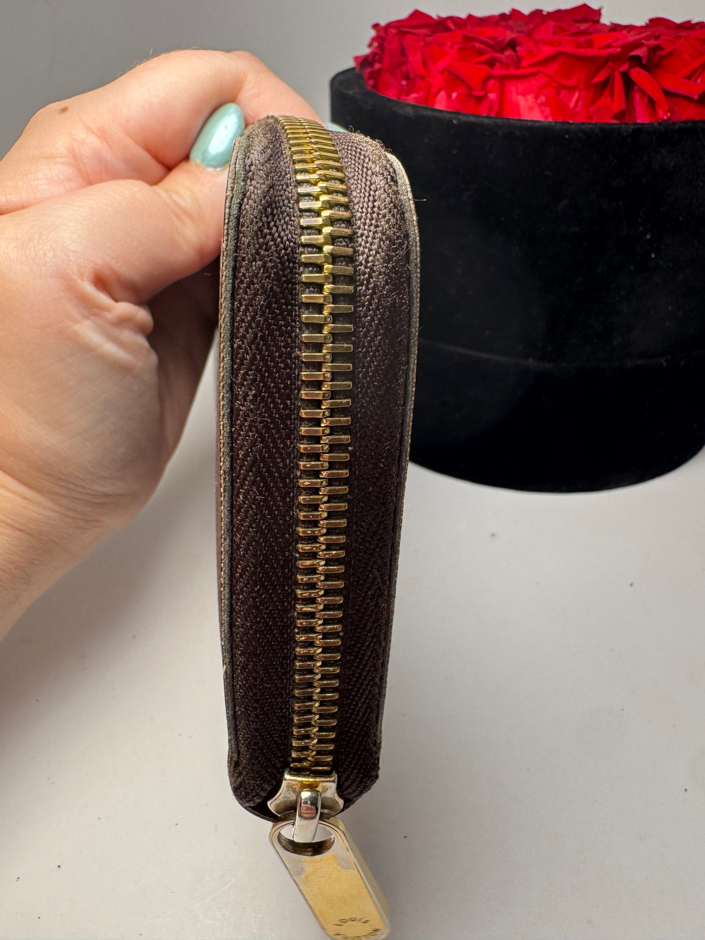 Louis Vuitton Monogram Zippy Wallet