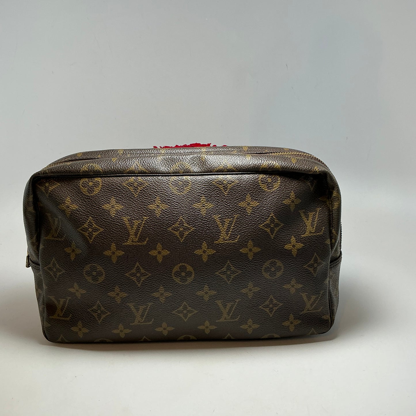 Louis Vuitton Trousse 28 Monogram Toiletry Bag/Makeup Bag