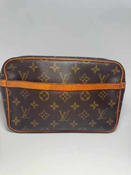 Louis Vuitton Compeigne 23 Clutch Monogram/Toiletry Pouch/Makeup Bag