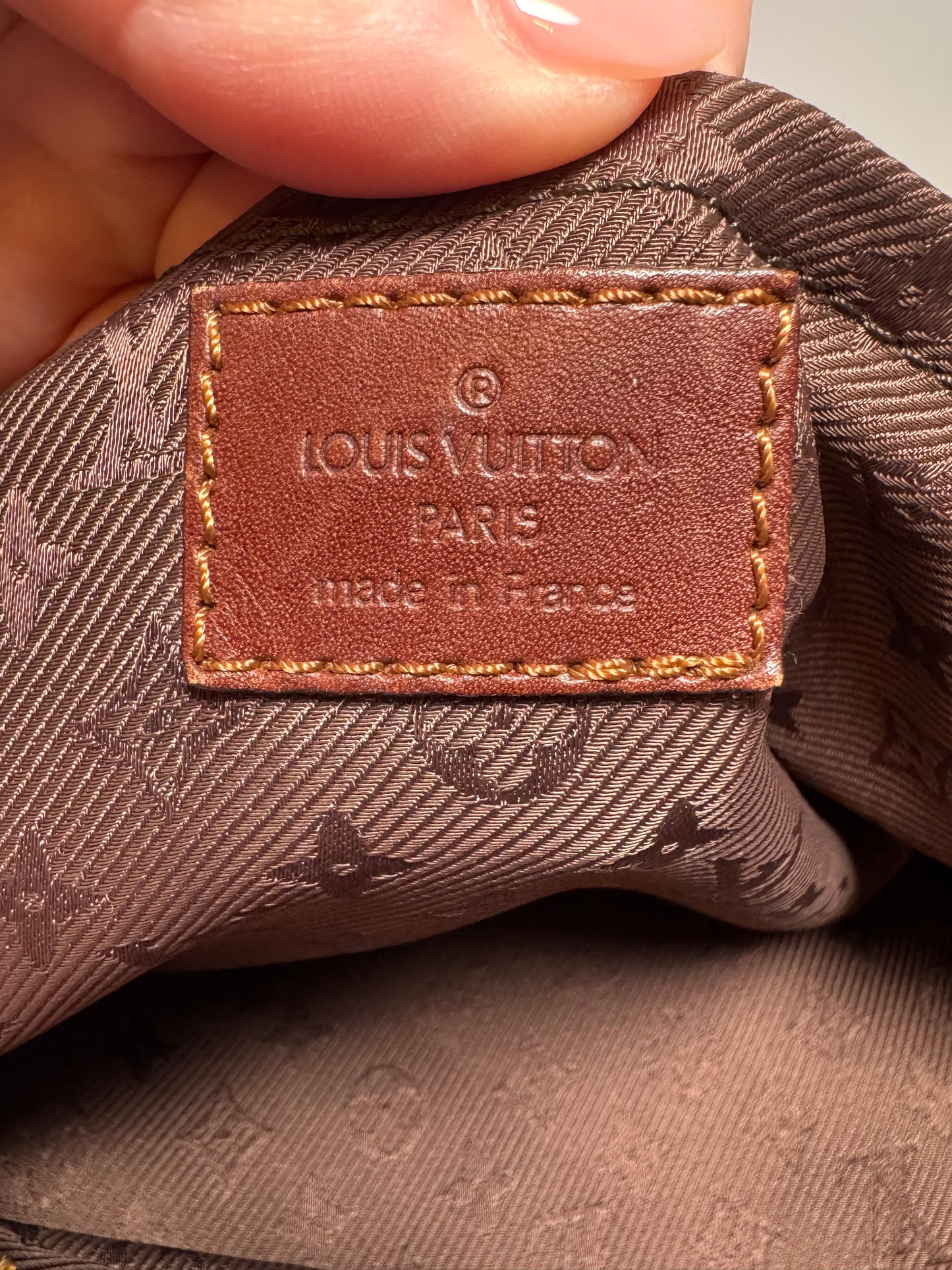 Louis Vuitton Onatah GM Leather Aubergine Limited Edition Shoulder Bag