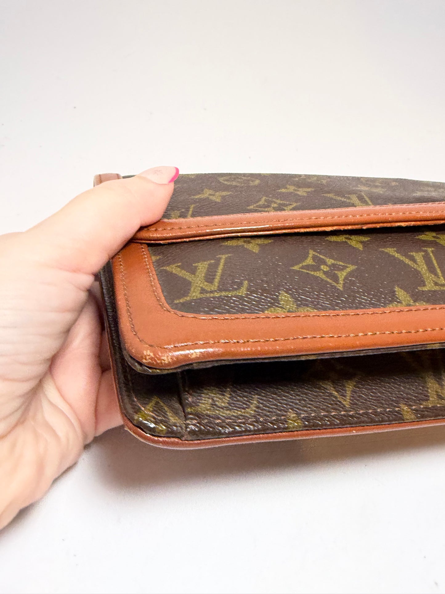 Louis Vuitton Monogram Pochette Dame GM Clutch