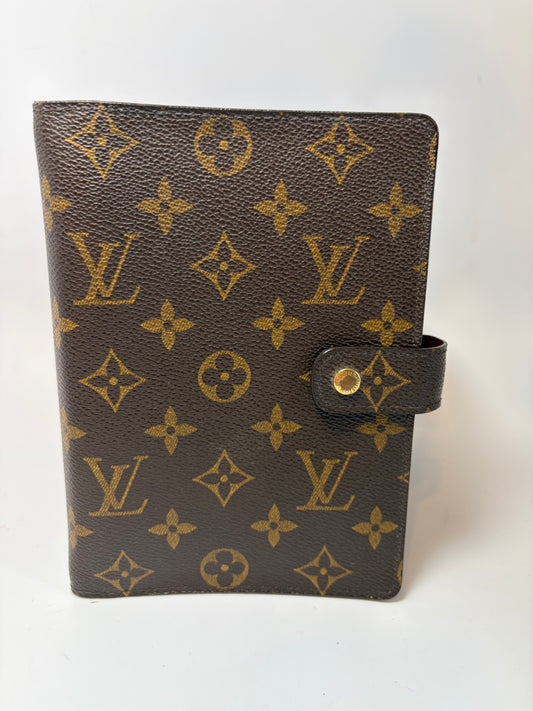 Louis Vuitton Medium Ring Agenda MM Monogram