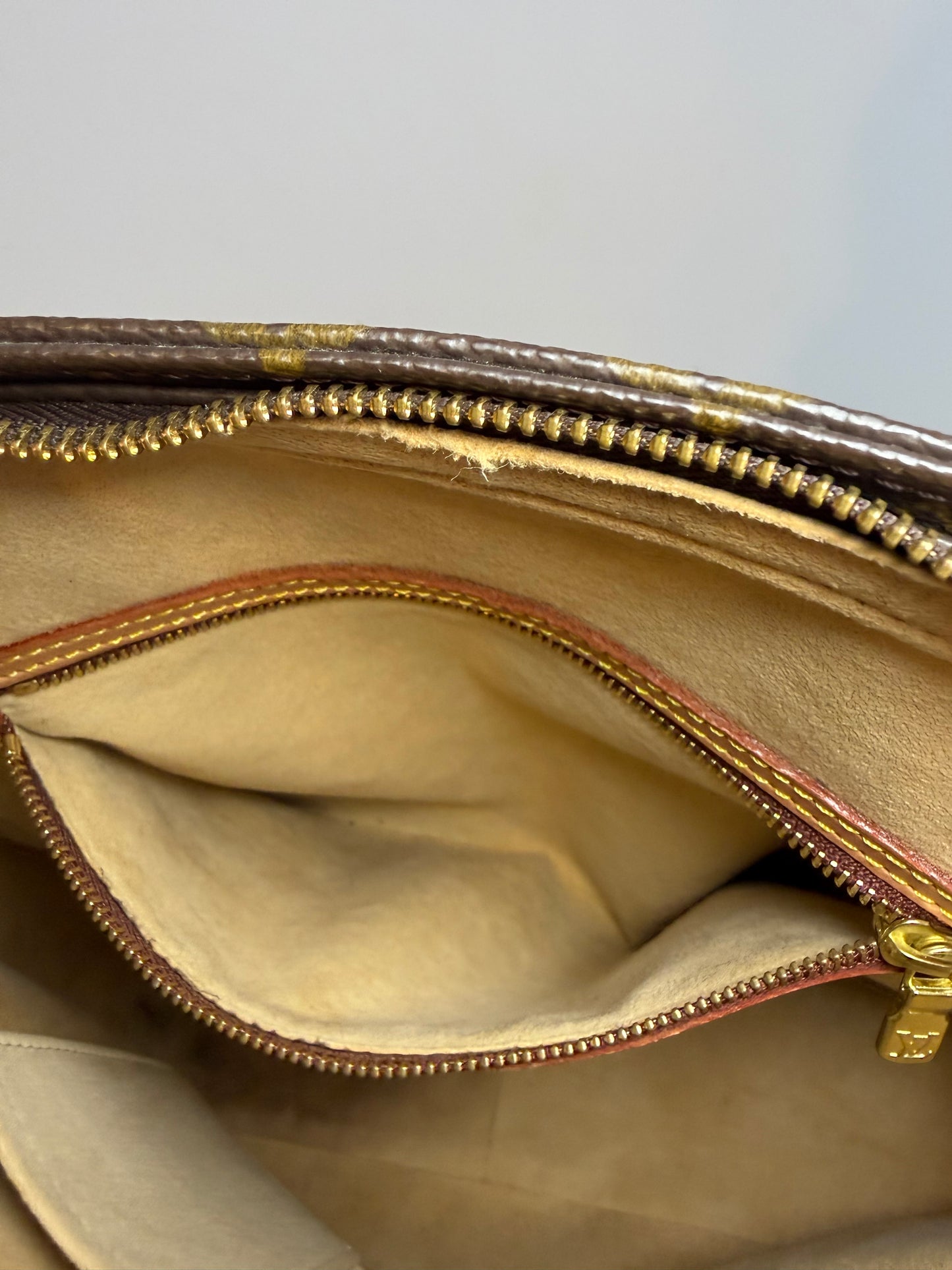 Louis Vuitton Looping GM Monogram Shoulder Bag
