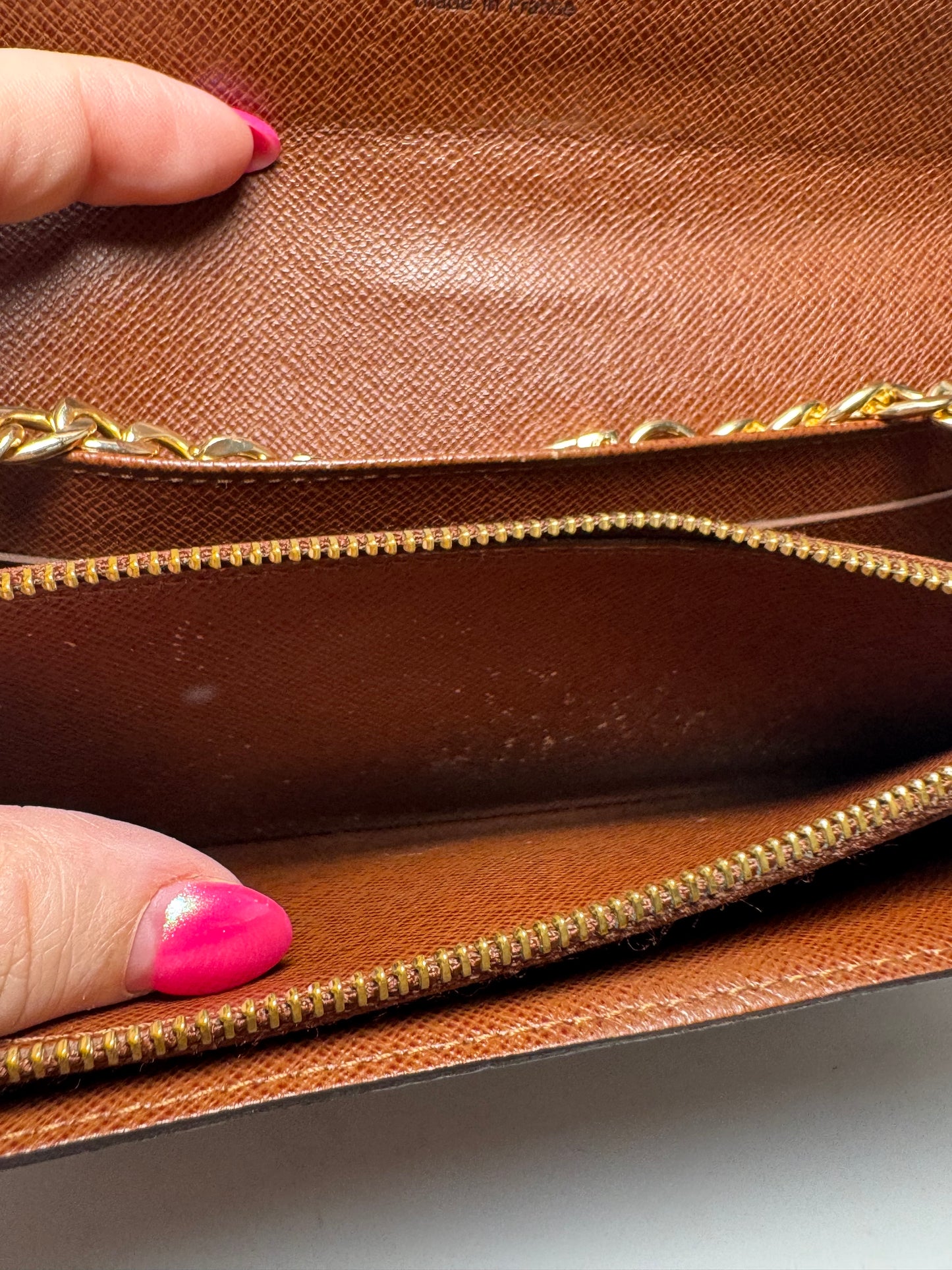 Louis Vuitton Sarah Monogram Wallet on Chain