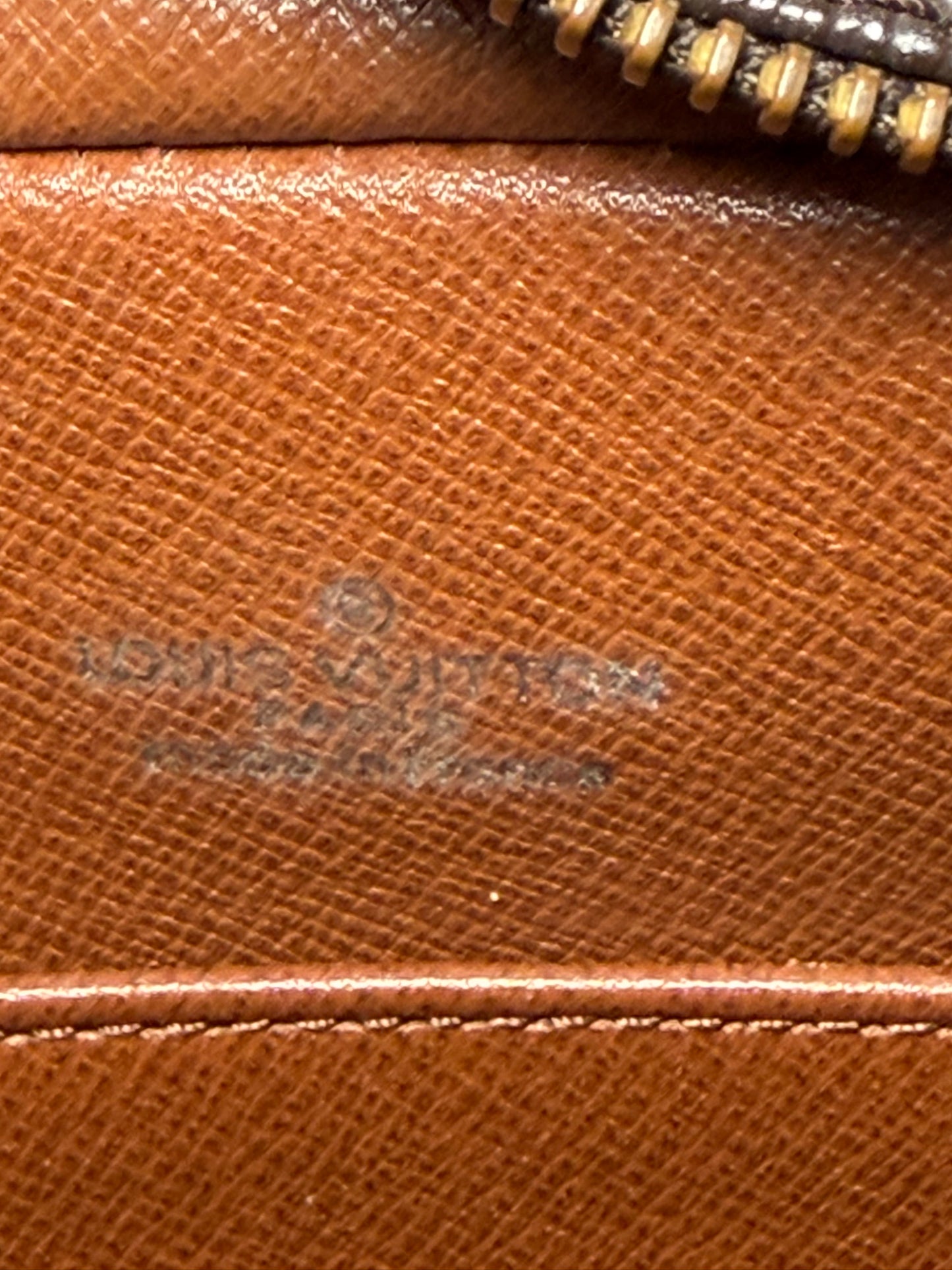 Louis Vuitton Compeigne 23 Monogram Clutch/Pouch
