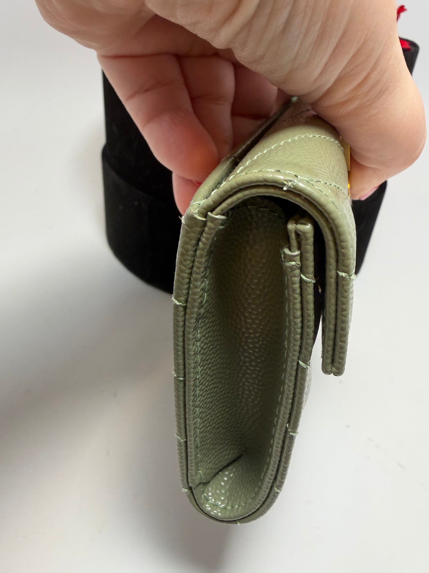 Saint Laurent Grain De Poudre Matelasse Chevron Small Envelope Wallet Light Sage 2022