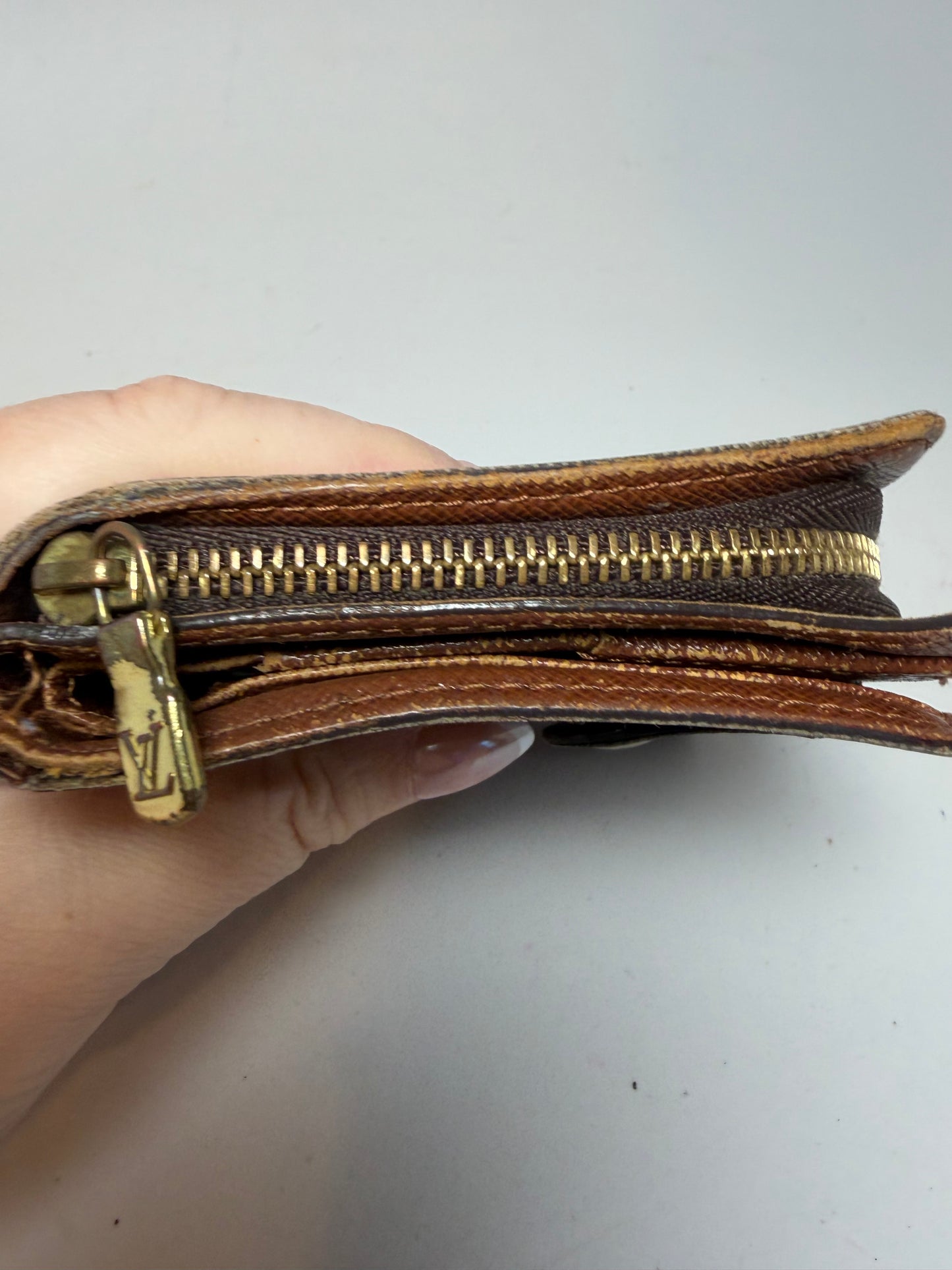 Louis Vuitton Zippy monogram compact wallet