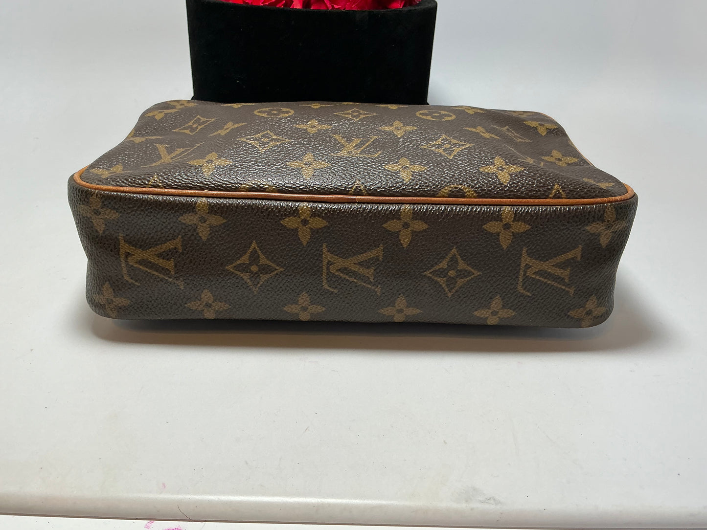 Louis Vuitton Compeigne 23 Monogram Pouch/Toiletry Bag