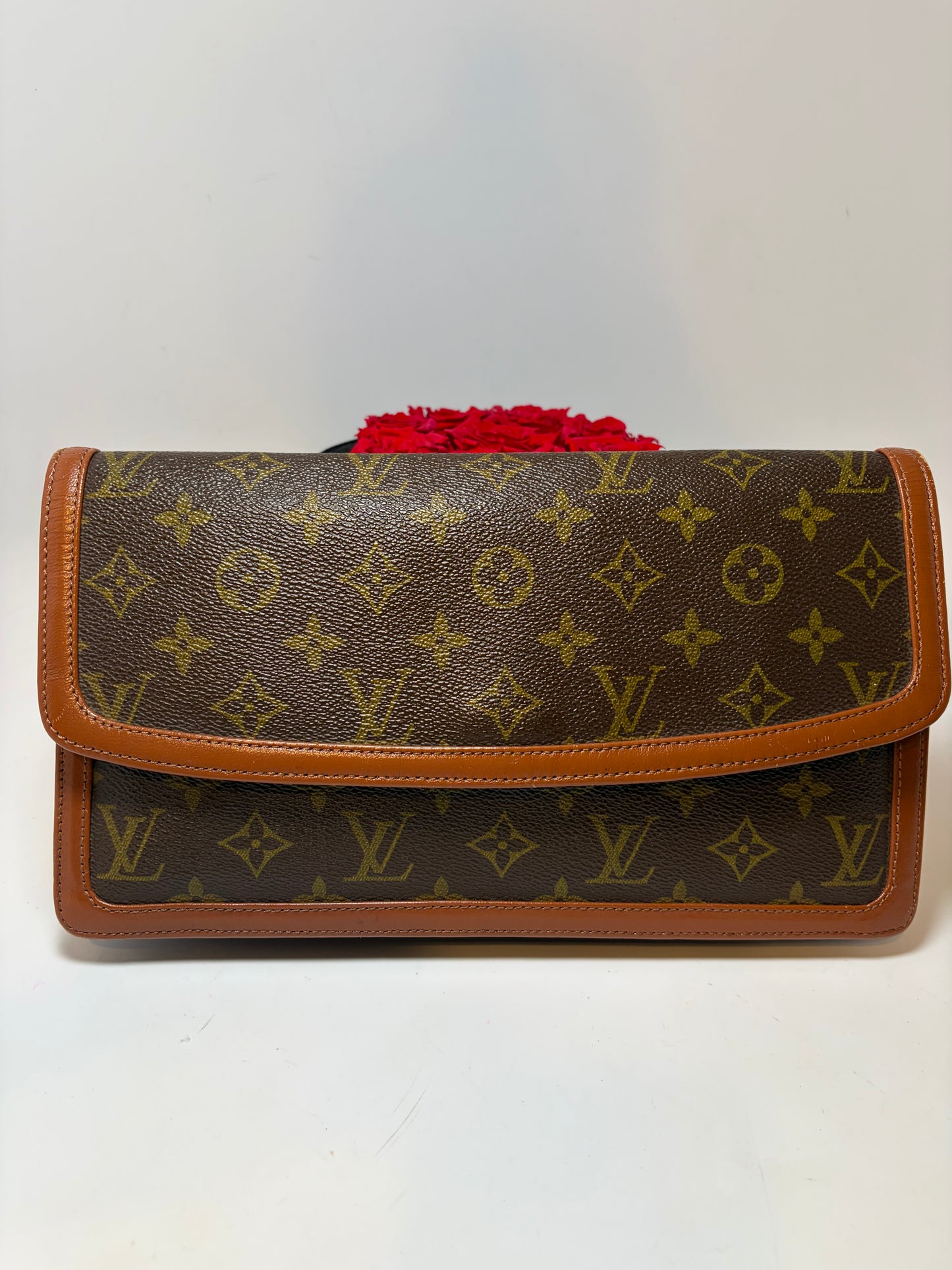 Louis Vuitton Monogram Pochette Dame GM Clutch