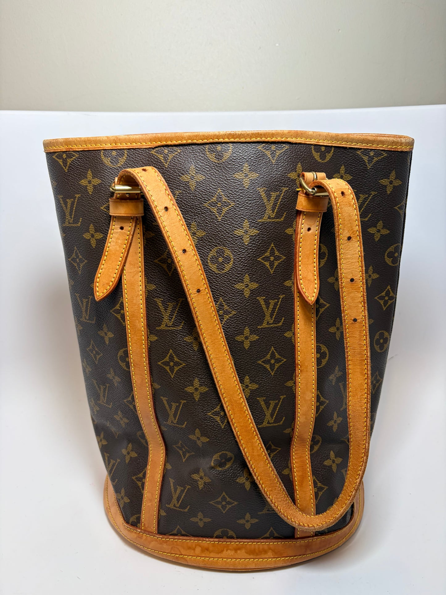 Louis Vuitton Bucket GM Tote Monogram