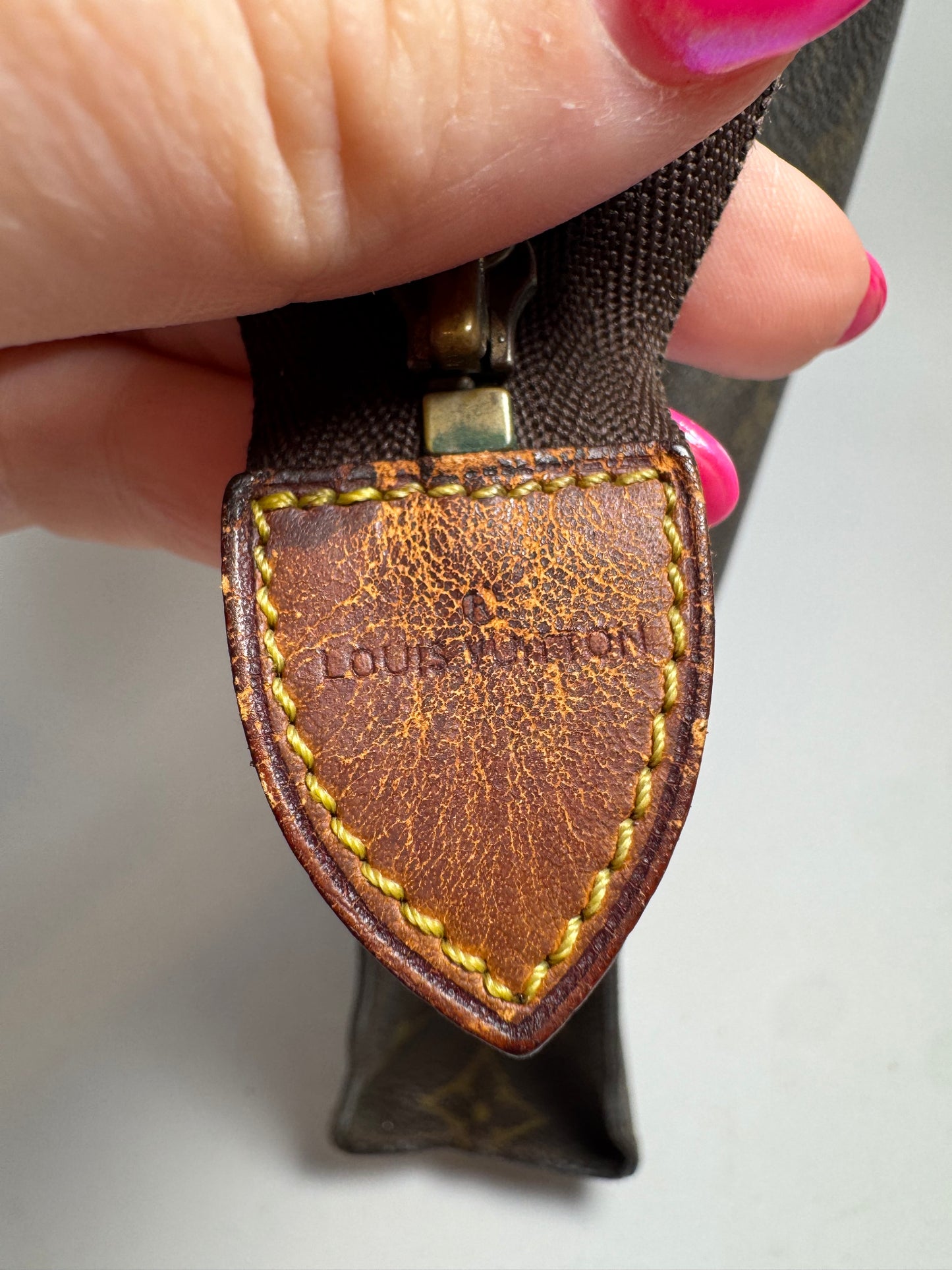 Louis Vuitton Toiletry Pouch 26 Monogram