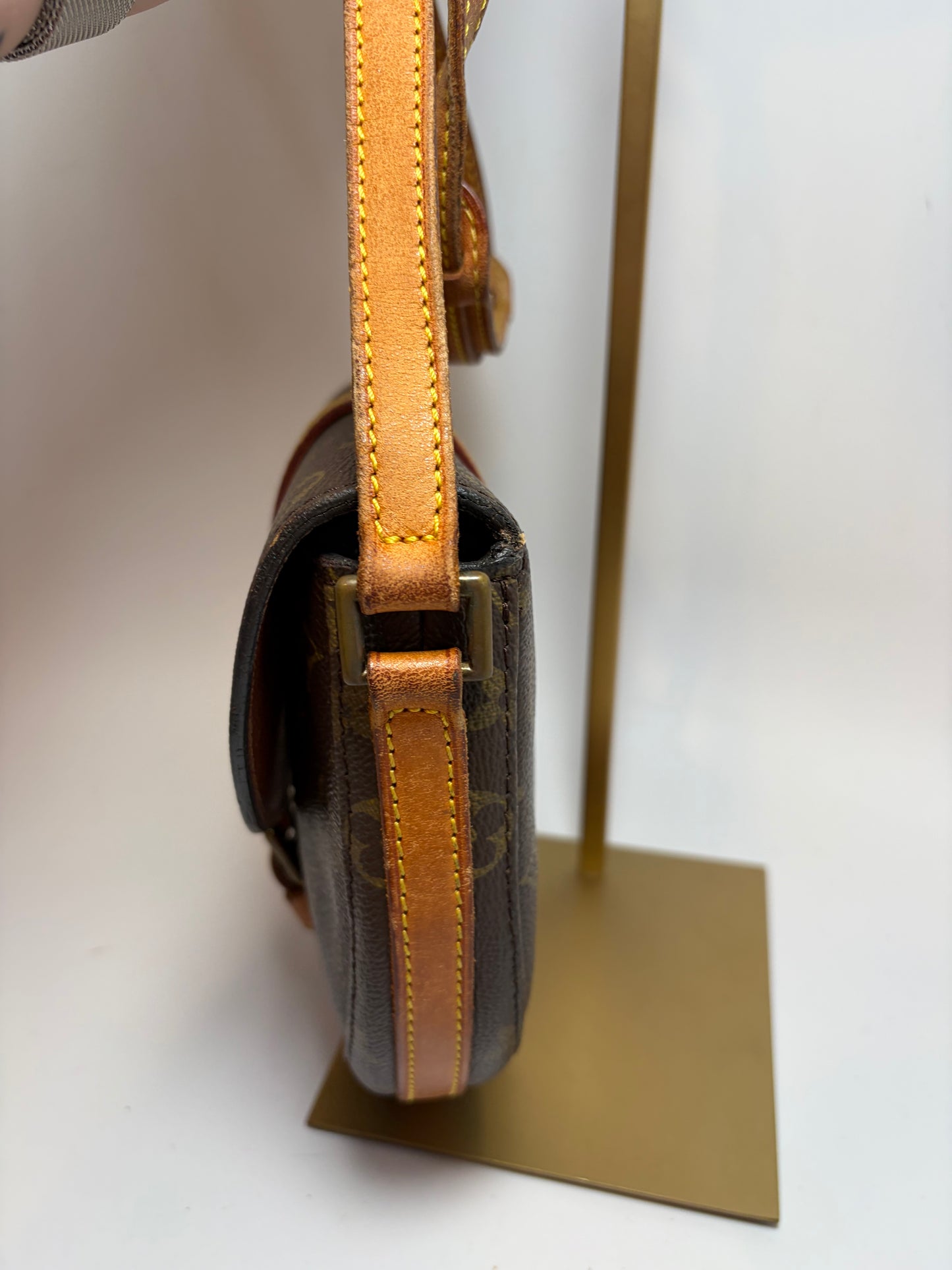 Chantilly PM Monogram Crossbody, Pre date code