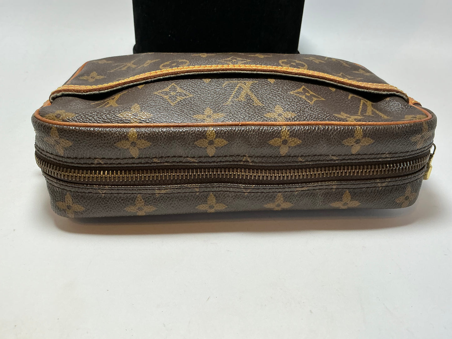 Louis Vuitton Compeigne 23 Monogram Pouch/Toiletry Bag