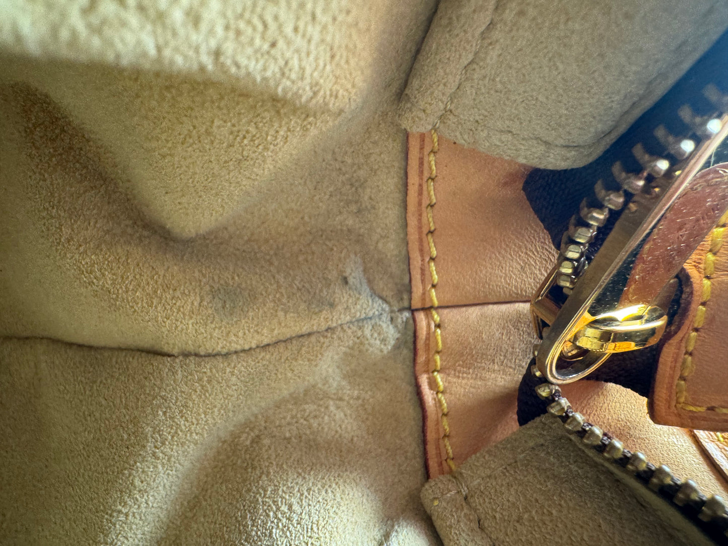 Louis Vuitton Boetie PM Monogram Satchel/Hand Bag