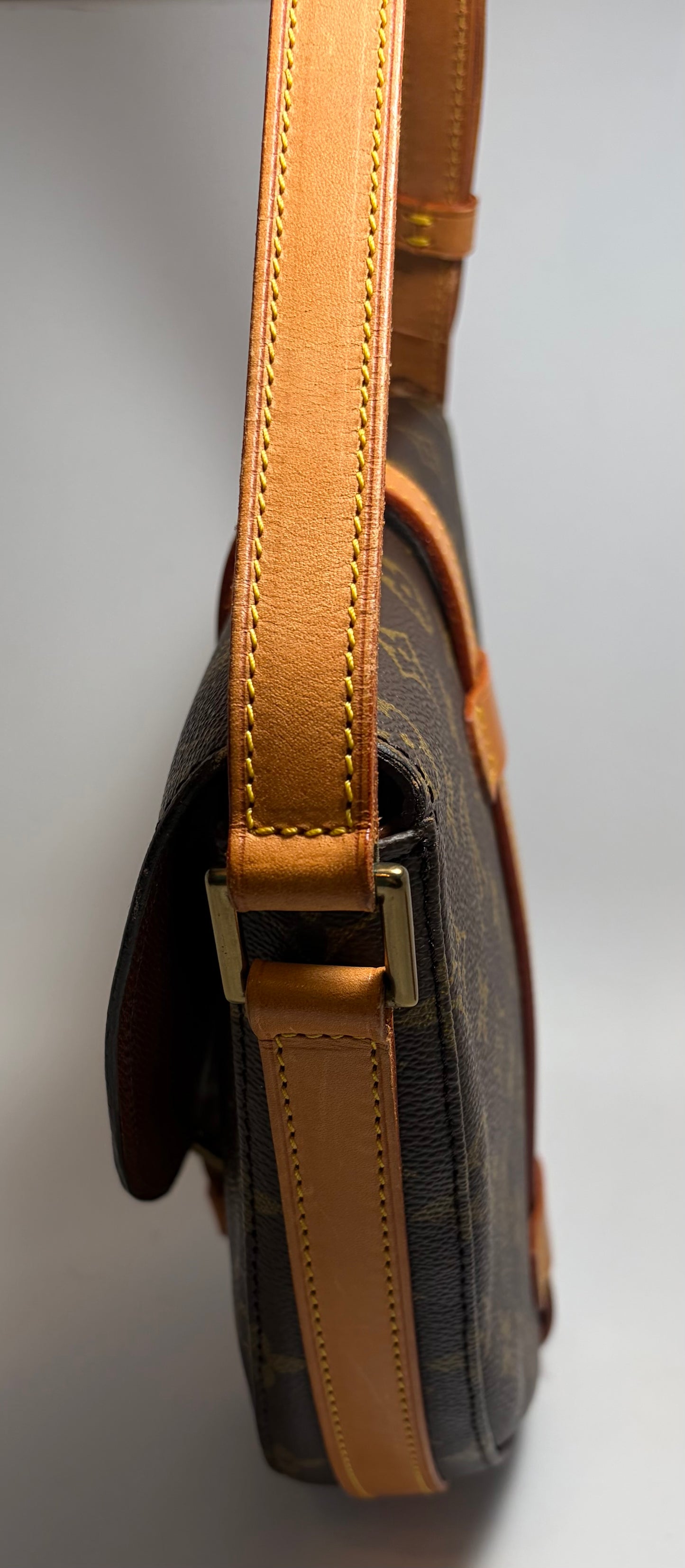 Louis Vuitton Chantilly GM Monogram Crossbody