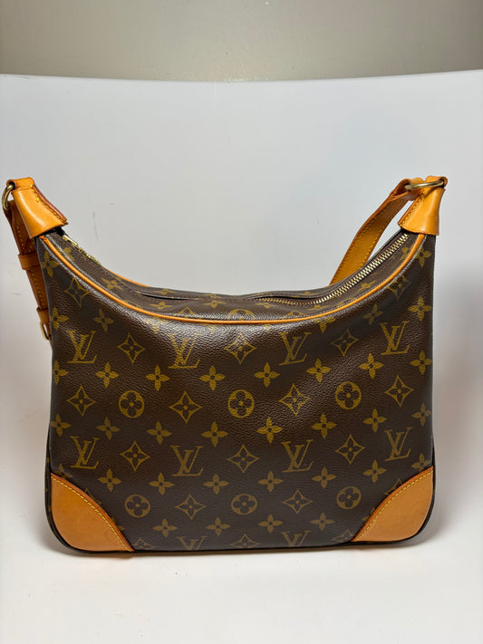 Louis Vuitton Boulogne 30 Monogram Shoulder Bag