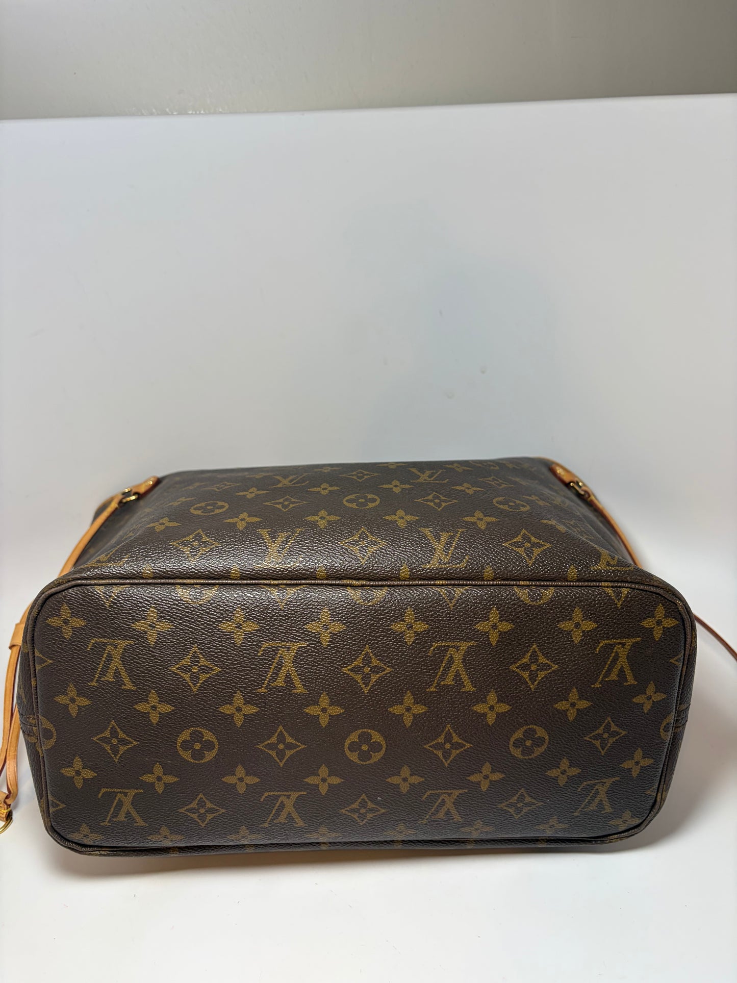 Louis Vuitton Neverfull MM Monogram Tote