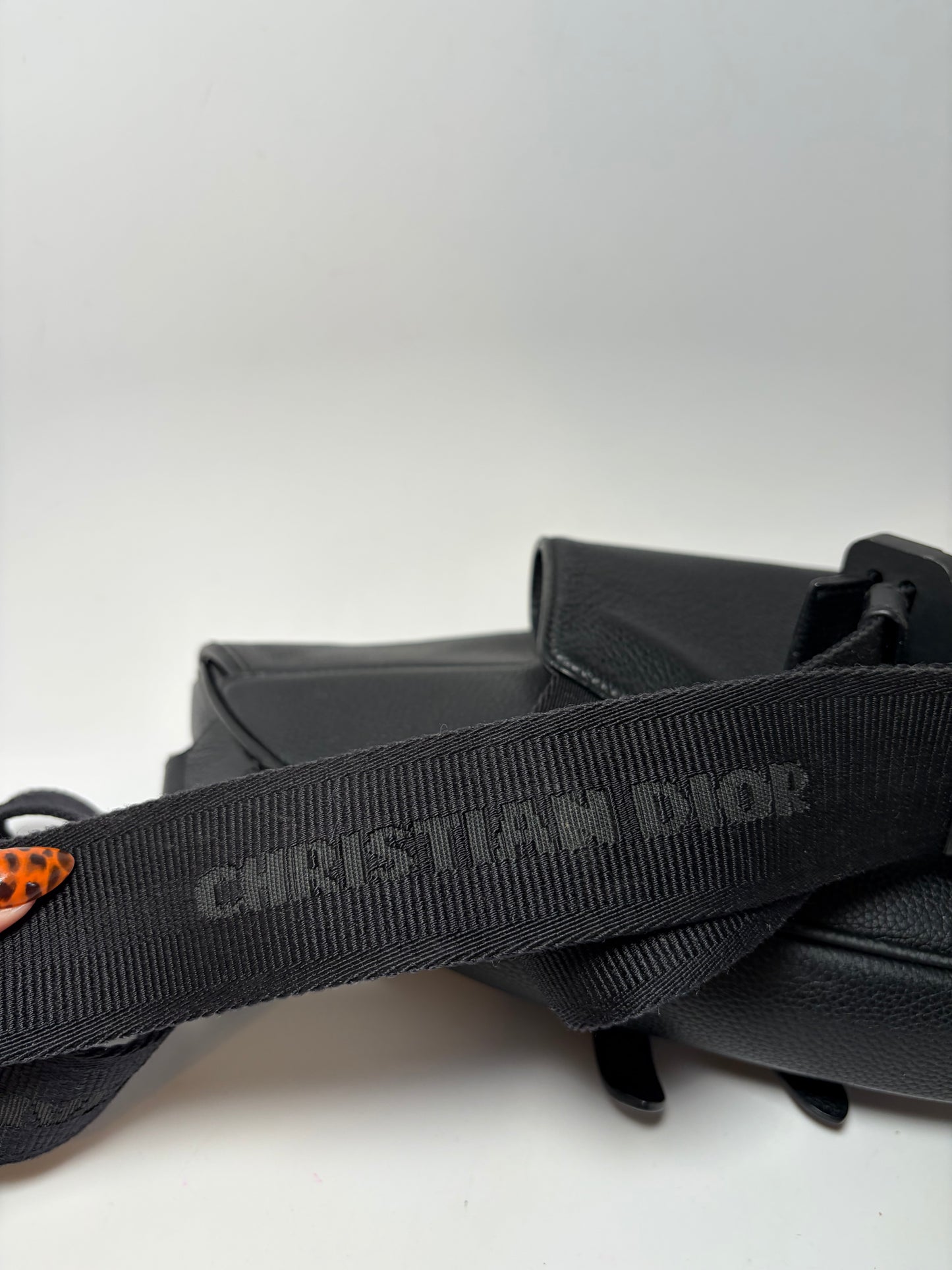 Christian Dior Black Leather Waist Bag/Crossbody Dior x Shawn Stussy Saddle Bag with Graffiti Logo Unisex