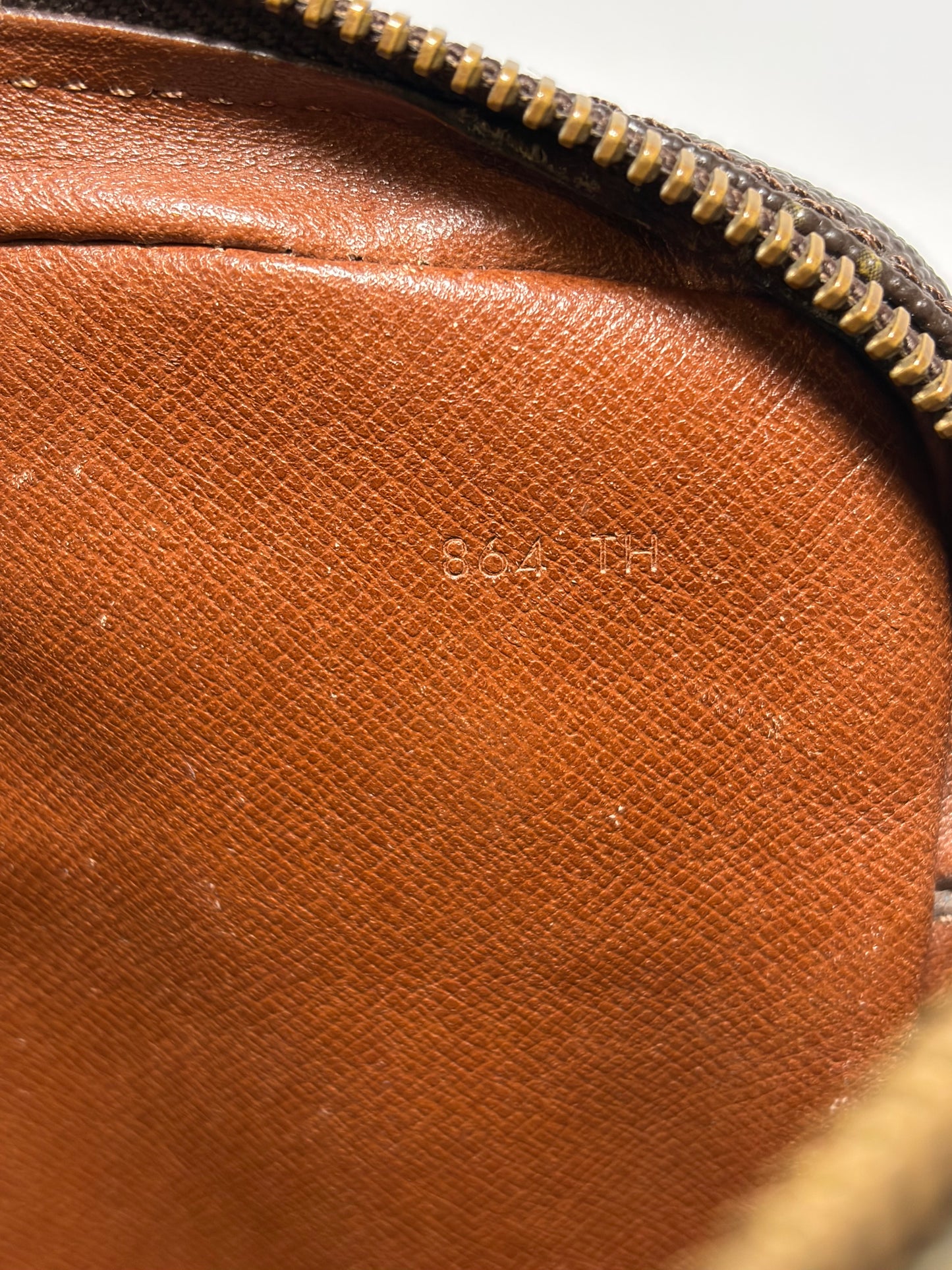 Louis Vuitton Marley Draggone Clutch Monogram Travel Bag/Clutch