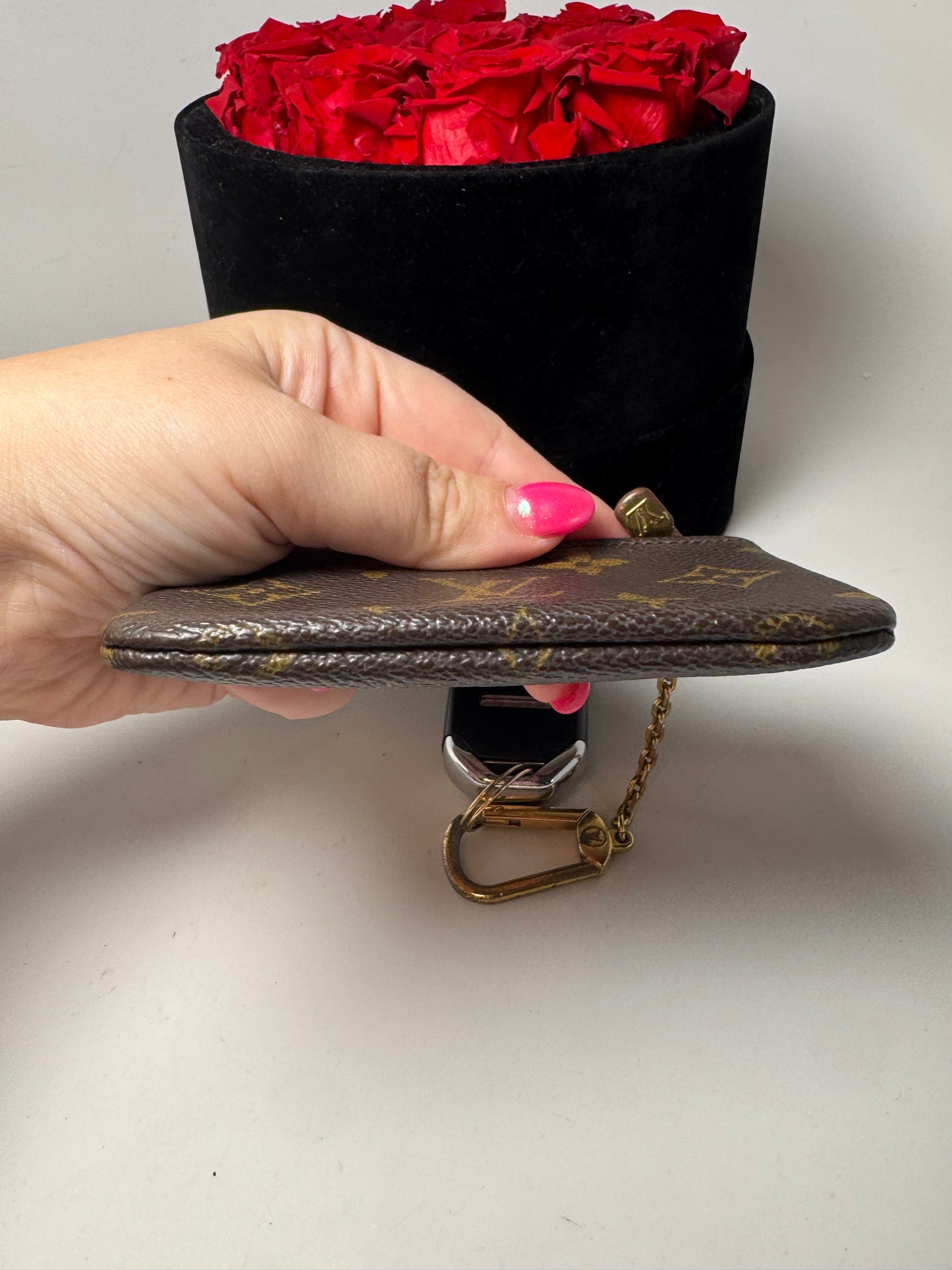 Louis Vuitton Monogram Key Pouch/Key Cles Fair Condition