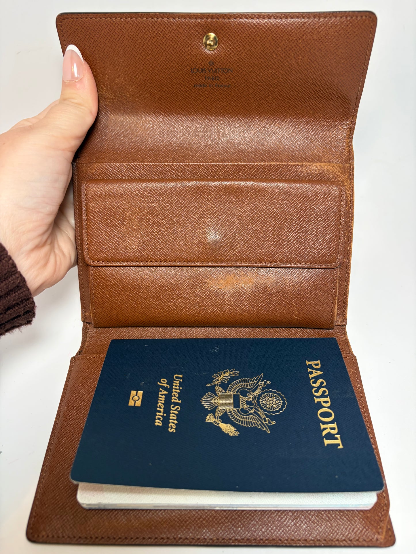 Louis Vuitton Porte Tressor Etui Papier Passport Wallet Monogram