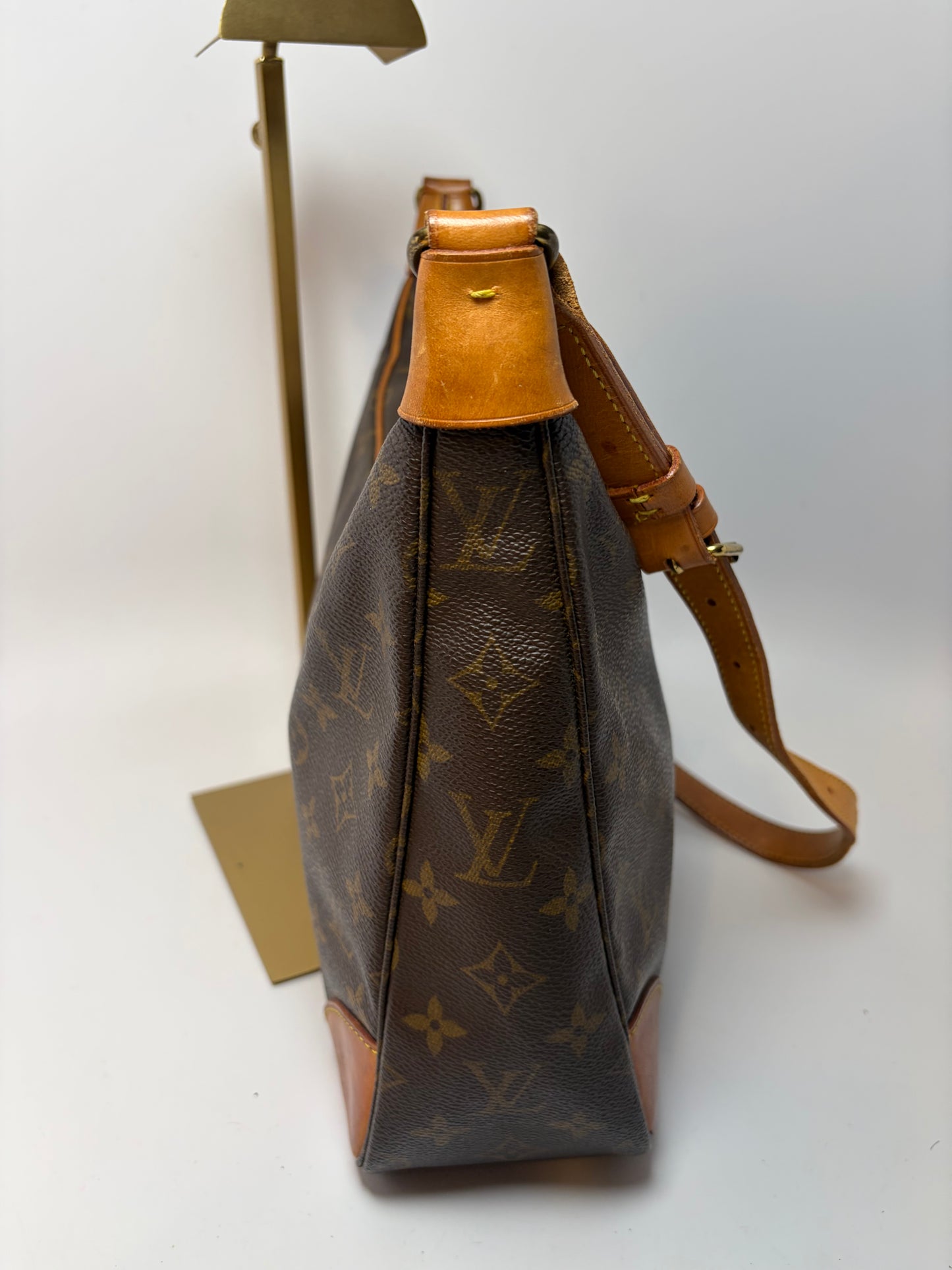 Louis Vuitton Boulogne 30 Monogram Shoulder Bag