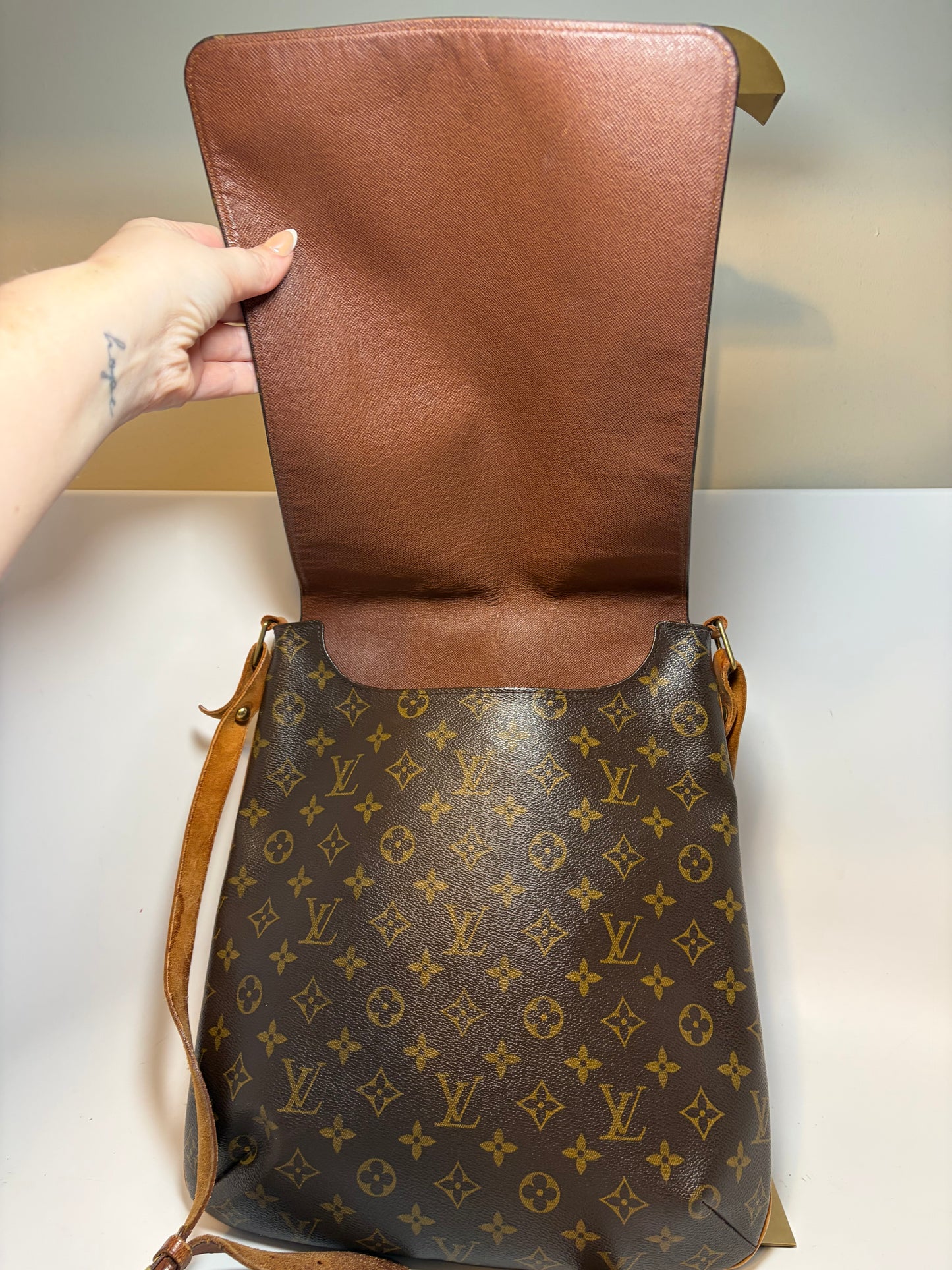 Louis Vuitton Musette Salsa GM Monogram Crossbody/Shoulder Bag