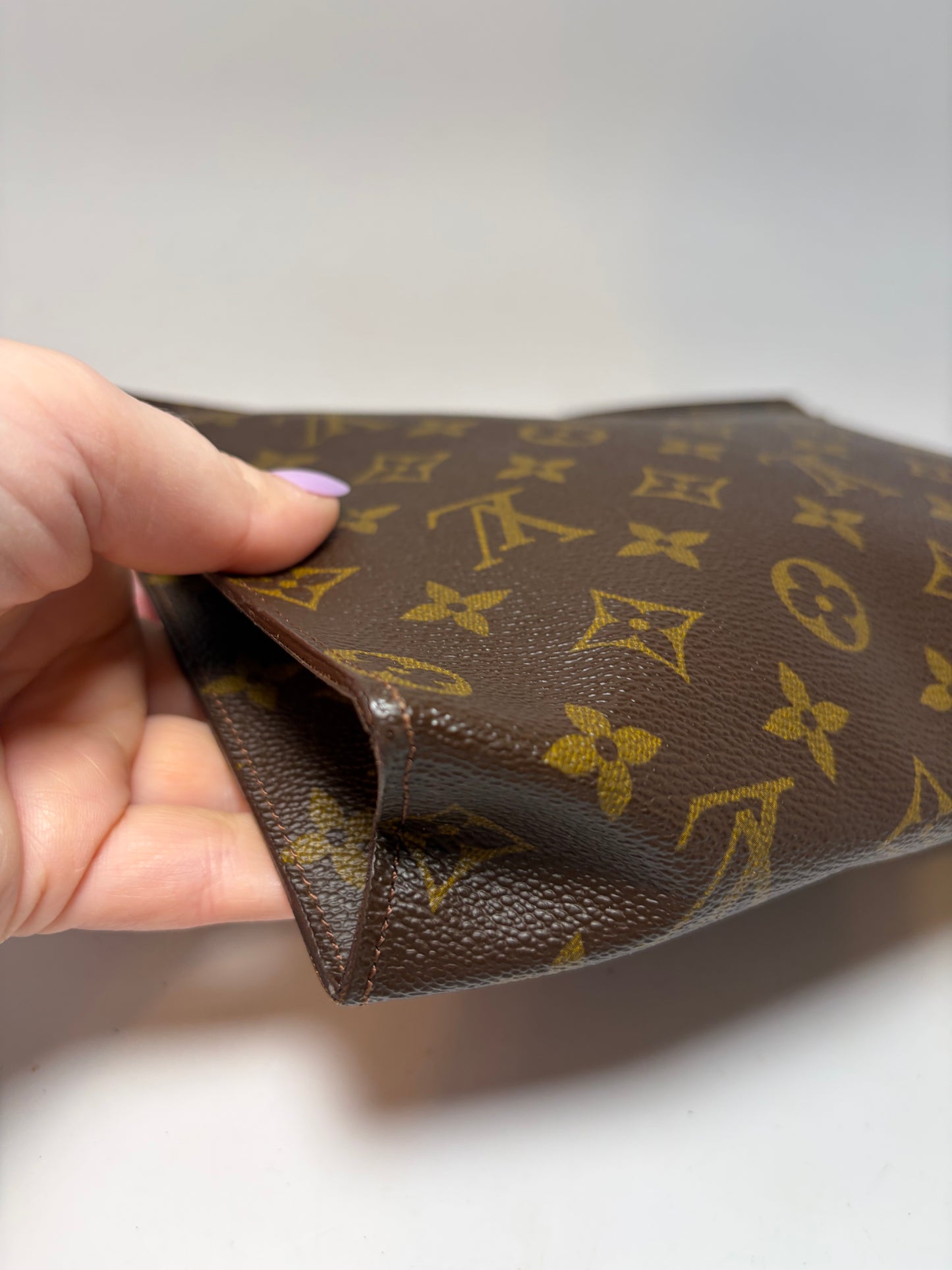 Louis Vuitton Toiletry Pouch 26 Monogram