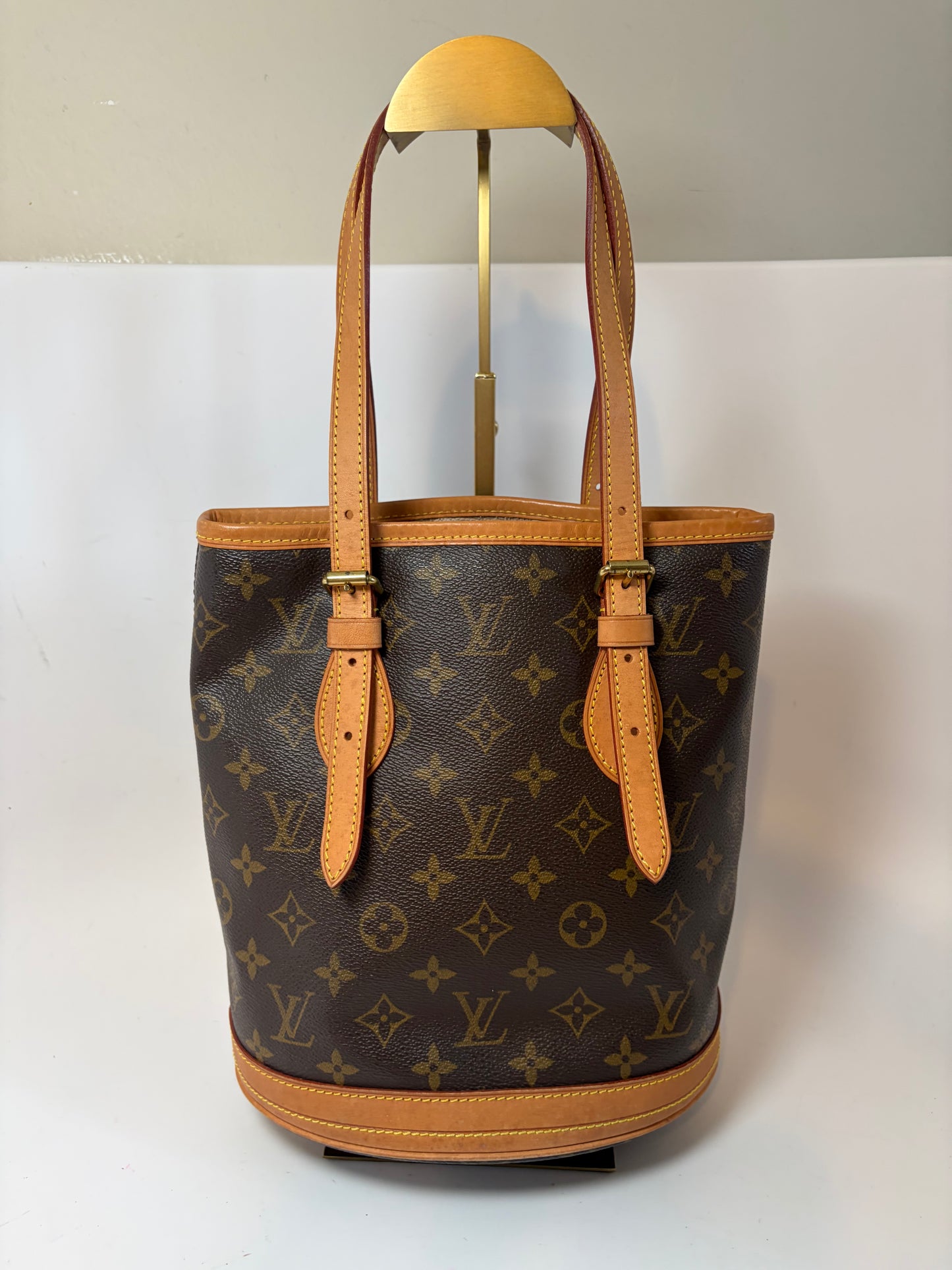 Louis Vuitton Petite Bucket Bag PM Monogram Tote/Shoulder Bag