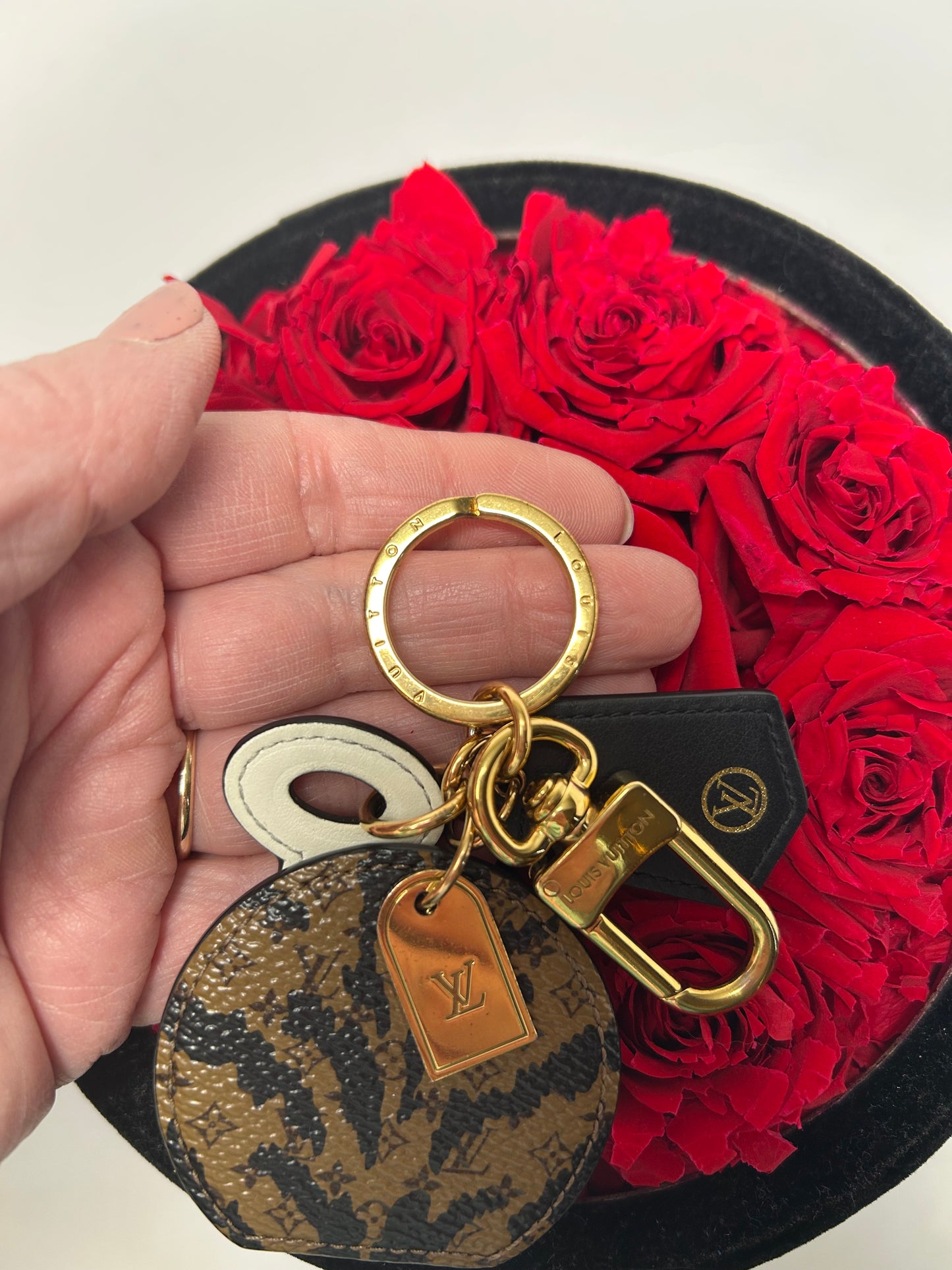 Louis Vuitton Boîte Chapeau Monogram Jungle Print Collection Bag Charm & Key Holder
