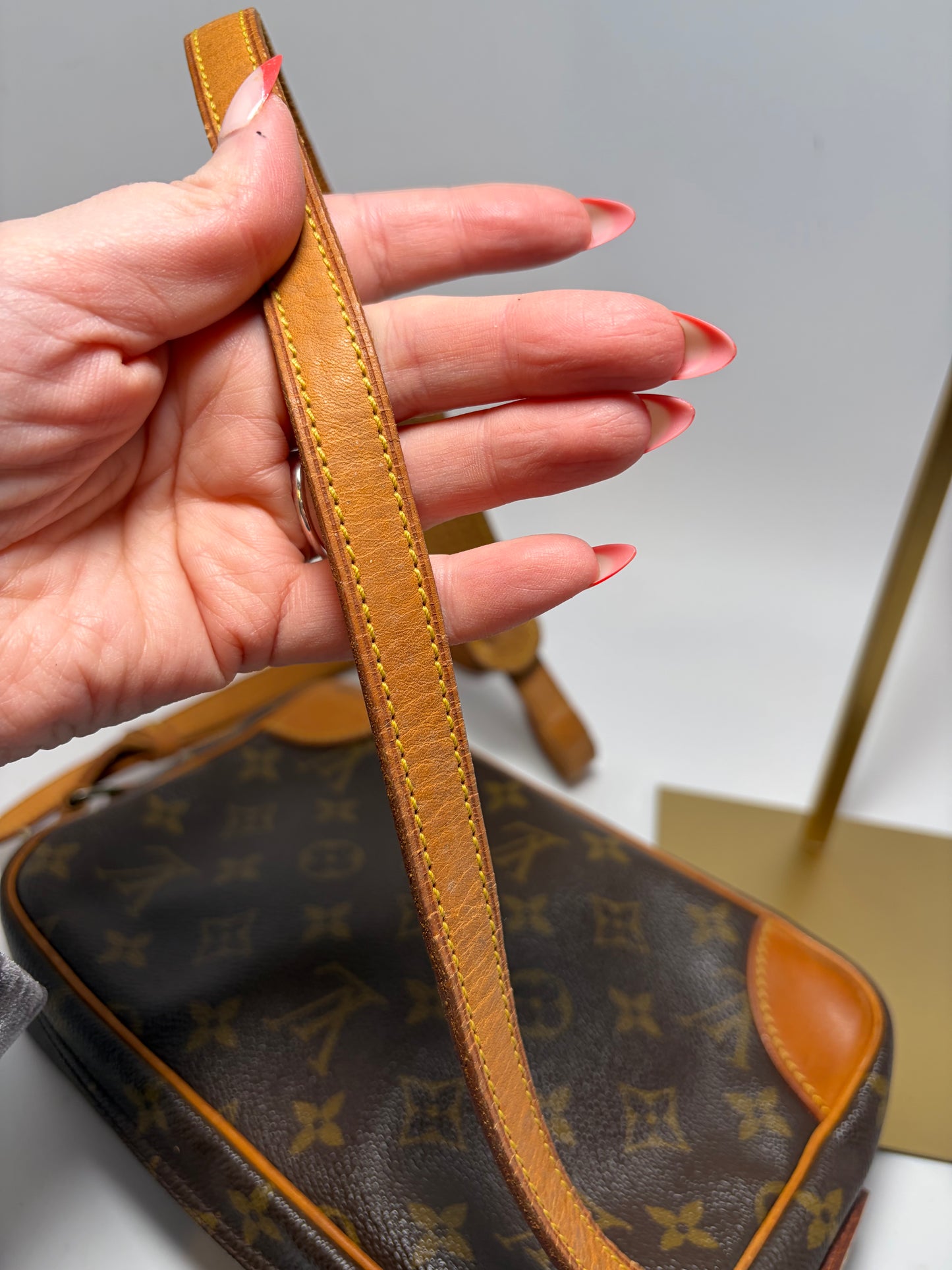 Louis Vuitton Trocadero 23 Monogram Crossbody
