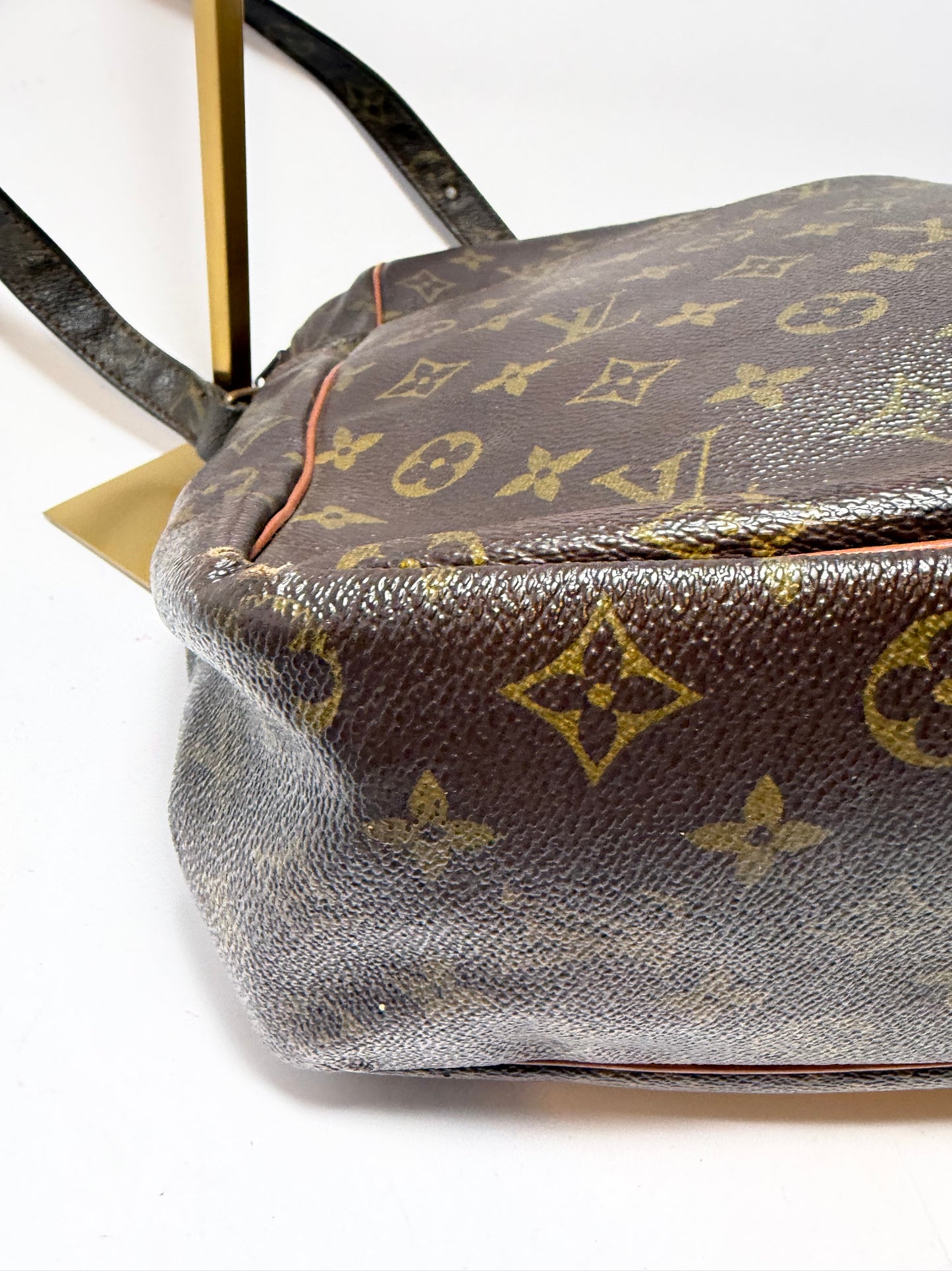 Louis Vuitton Marceau GM Messenger monogram shoulder bag- fair condition
