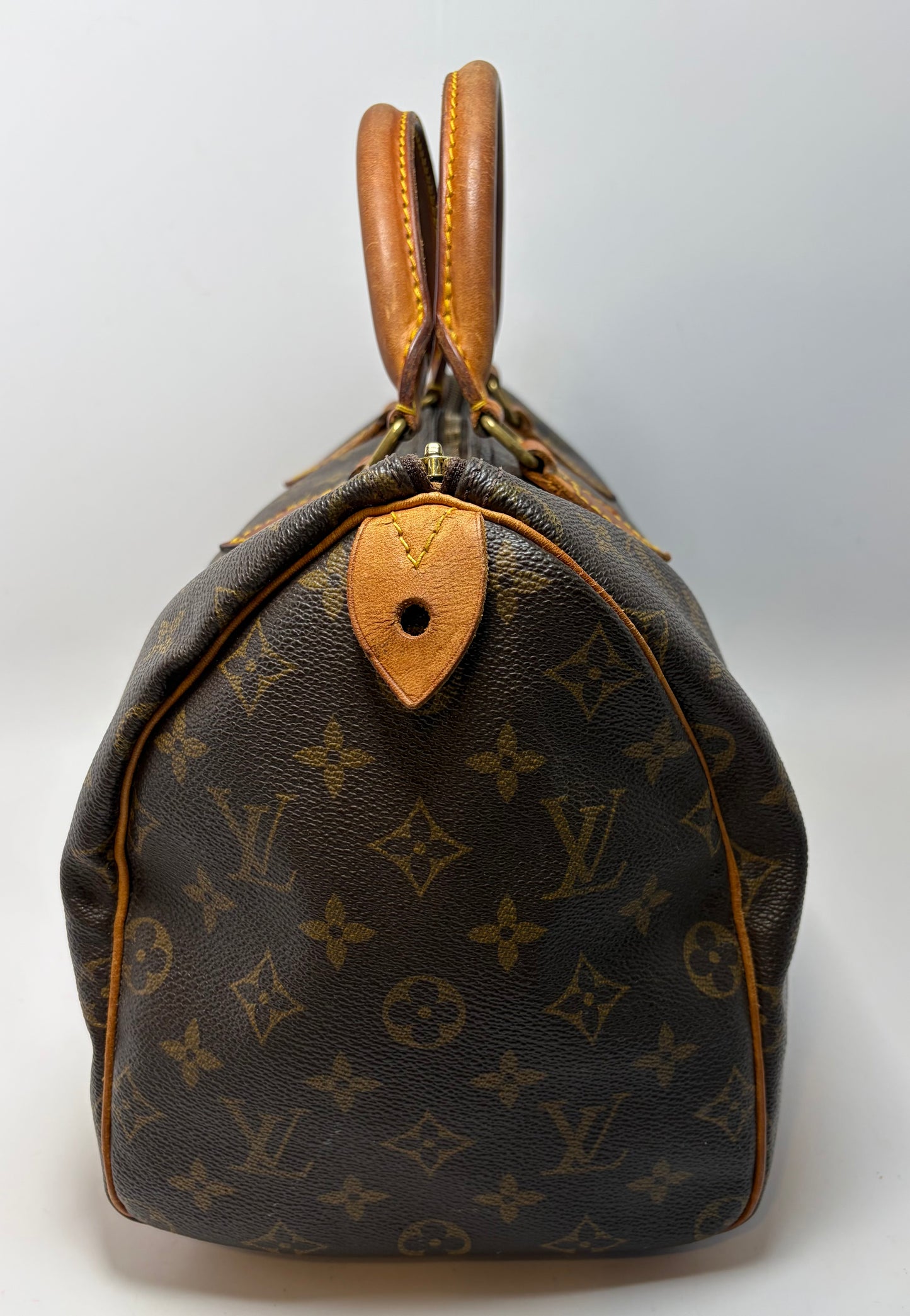 Louis Vuitton Speedy 30 Monogram w/Certificate of Authenticity