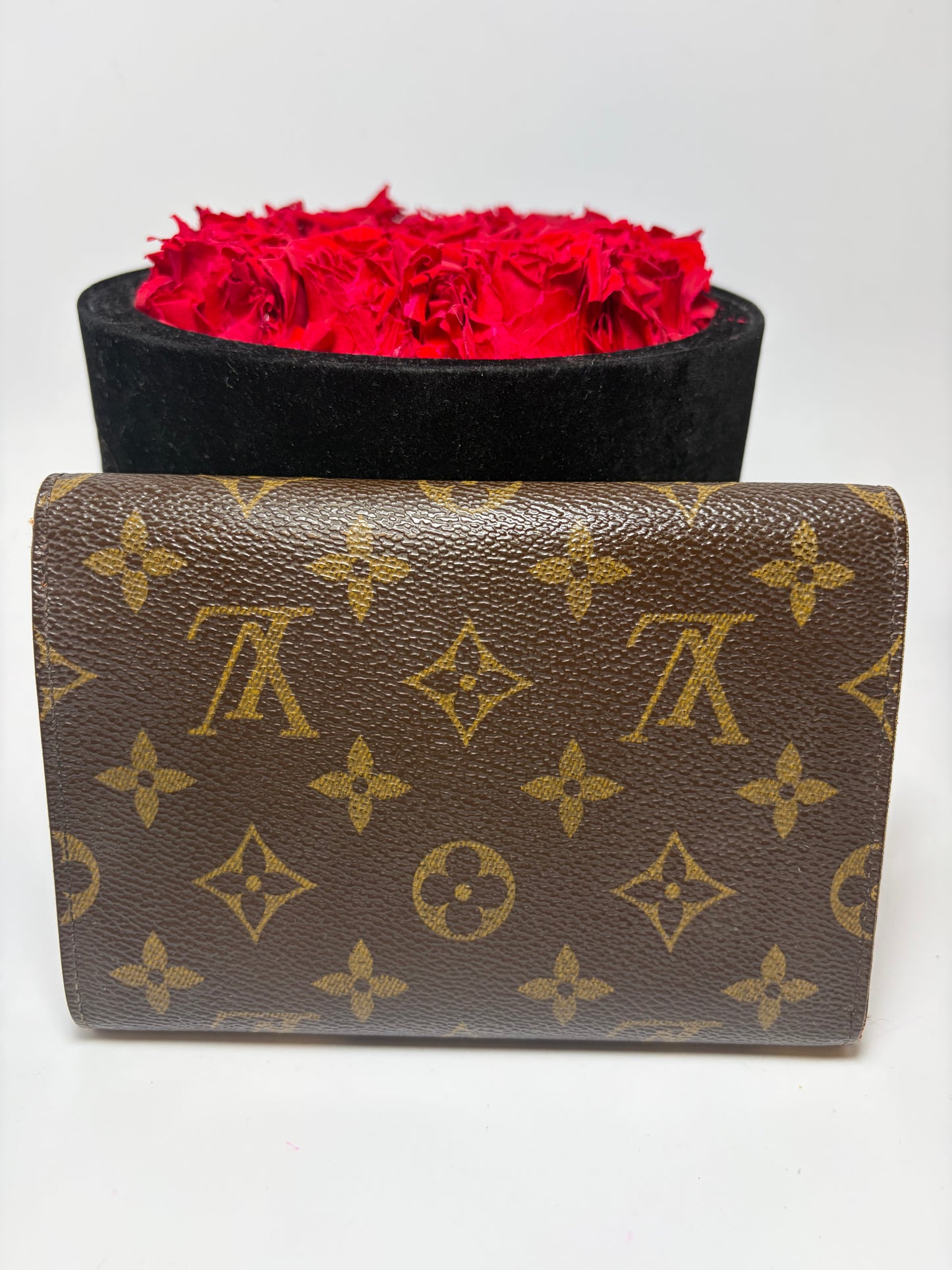 Louis Vuitton Porte Tressor Etui Papier Passport Wallet Monogram