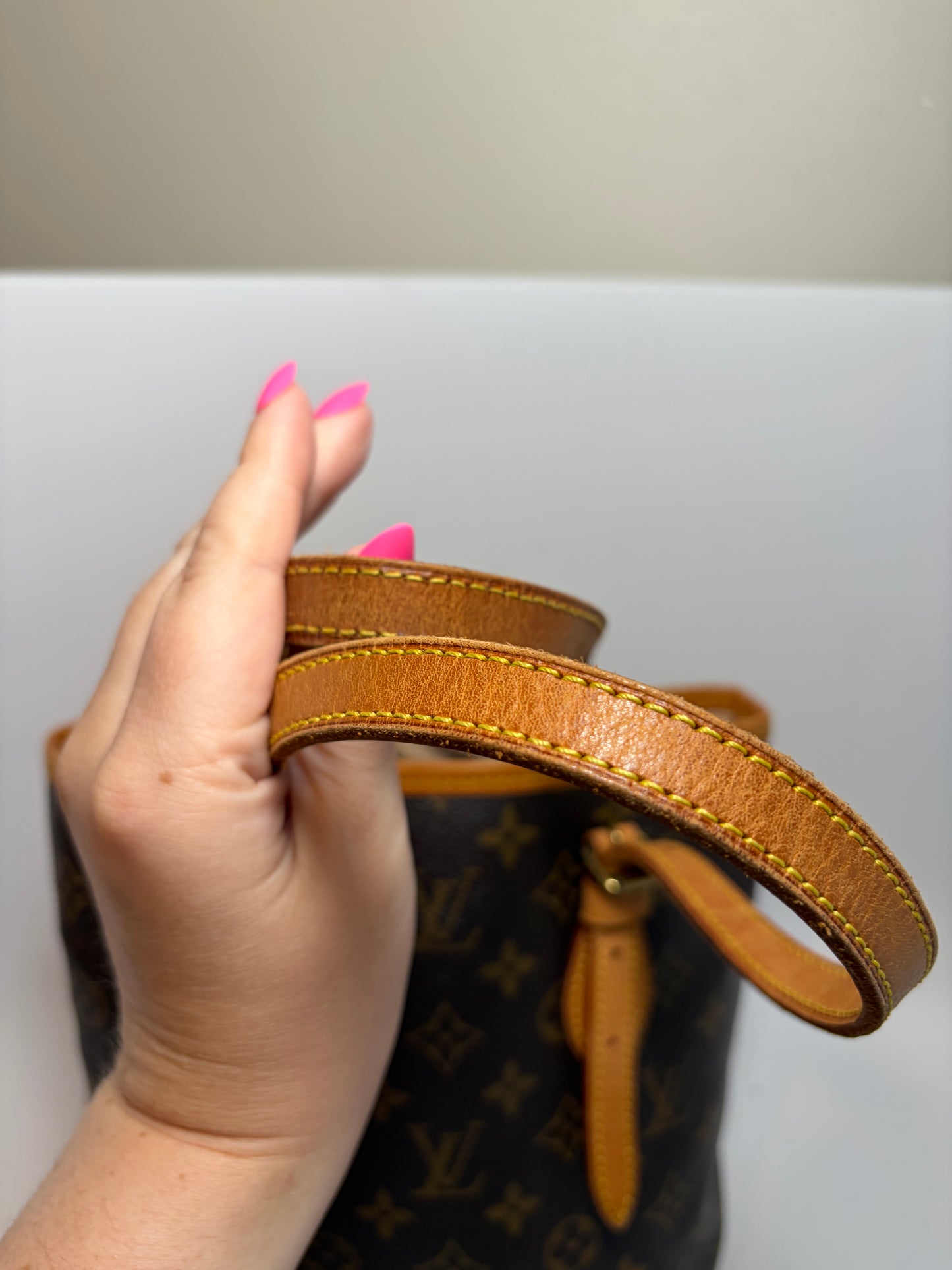 Louis Vuitton Petite Bucket Bag PM Monogram