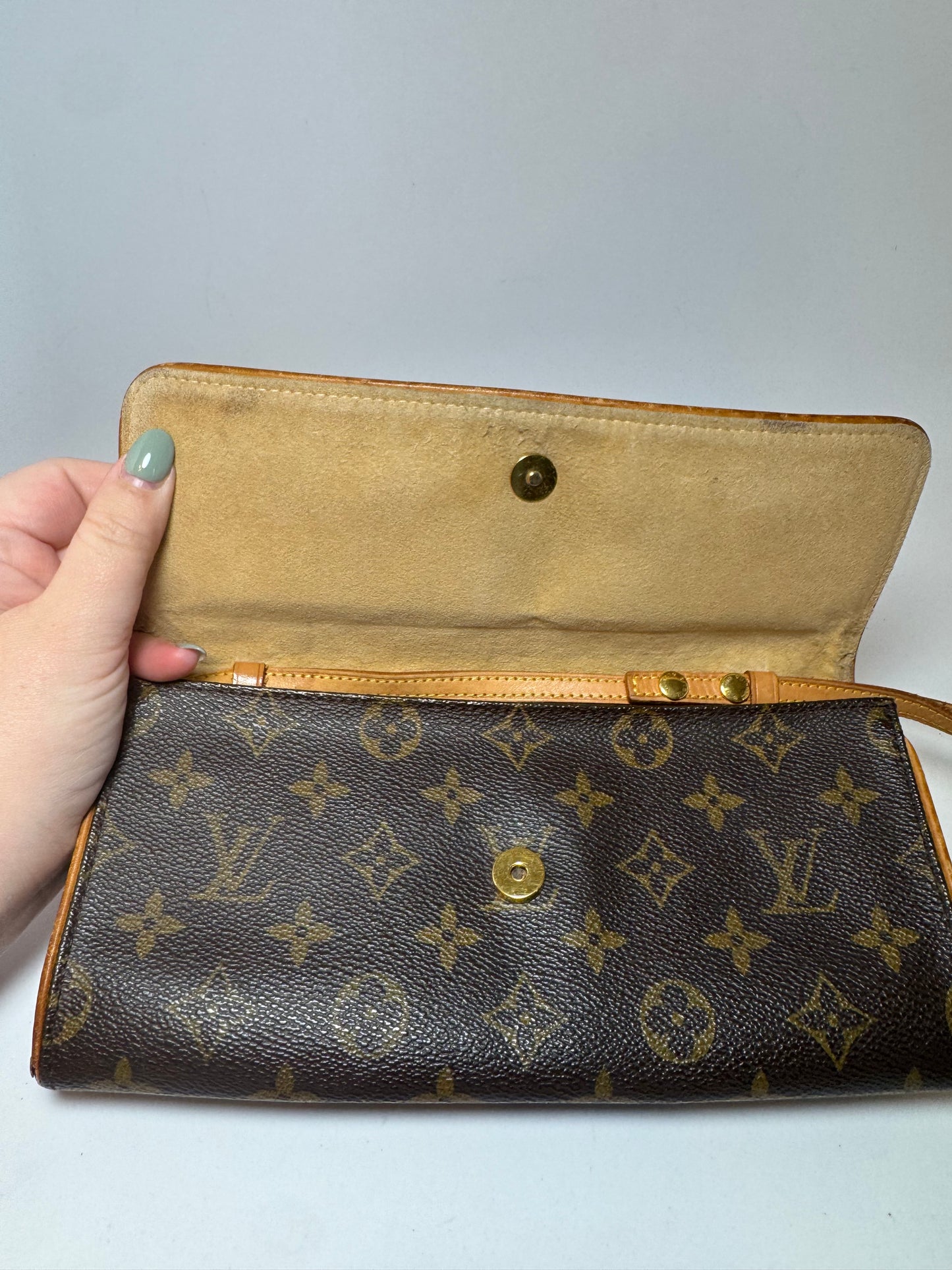 Louis Vuitton Twin Pochette GM in Monogram Crossbody
