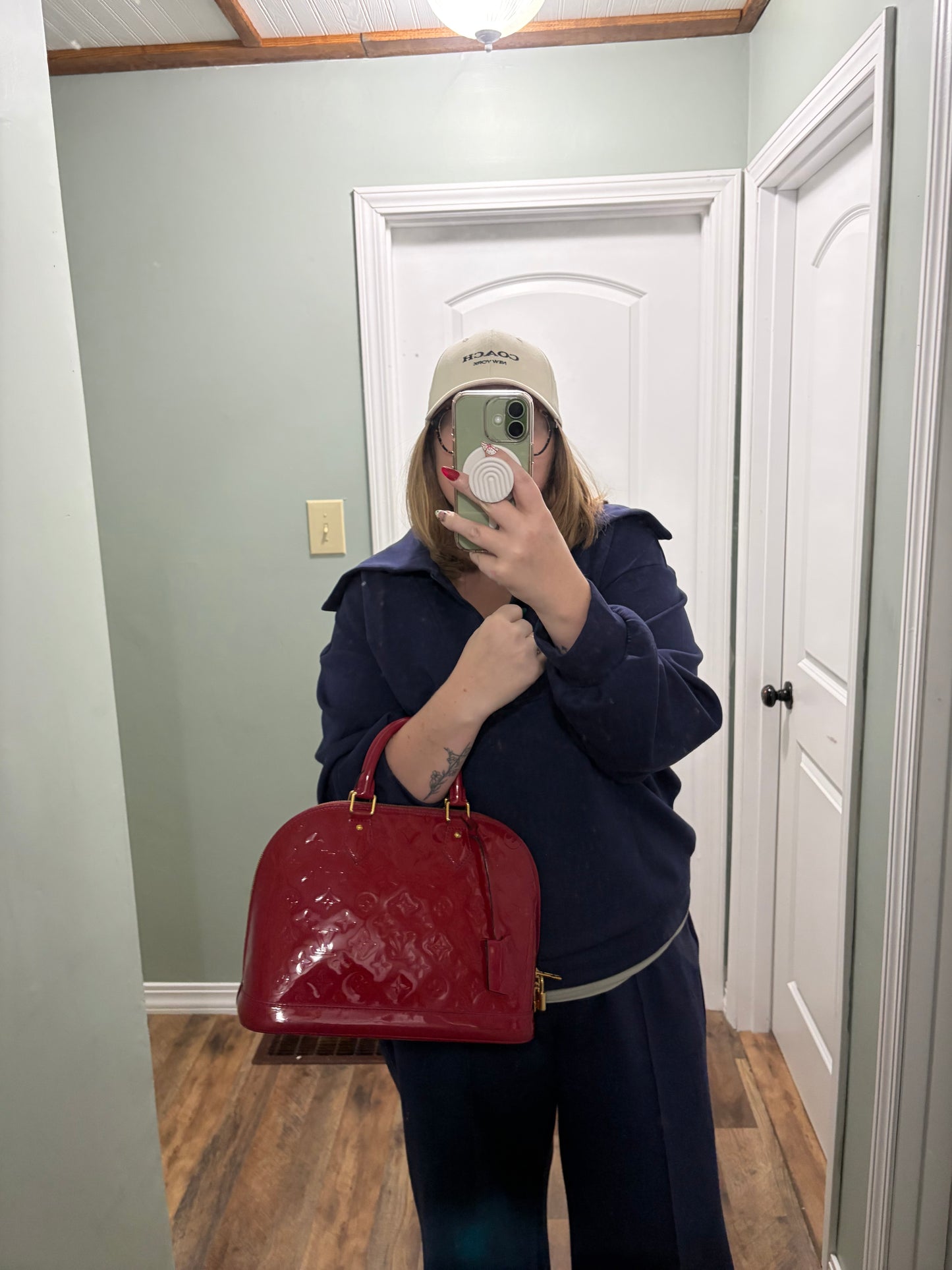 Louis Vuitton Alma PM Vernis Rose 🌹 Red