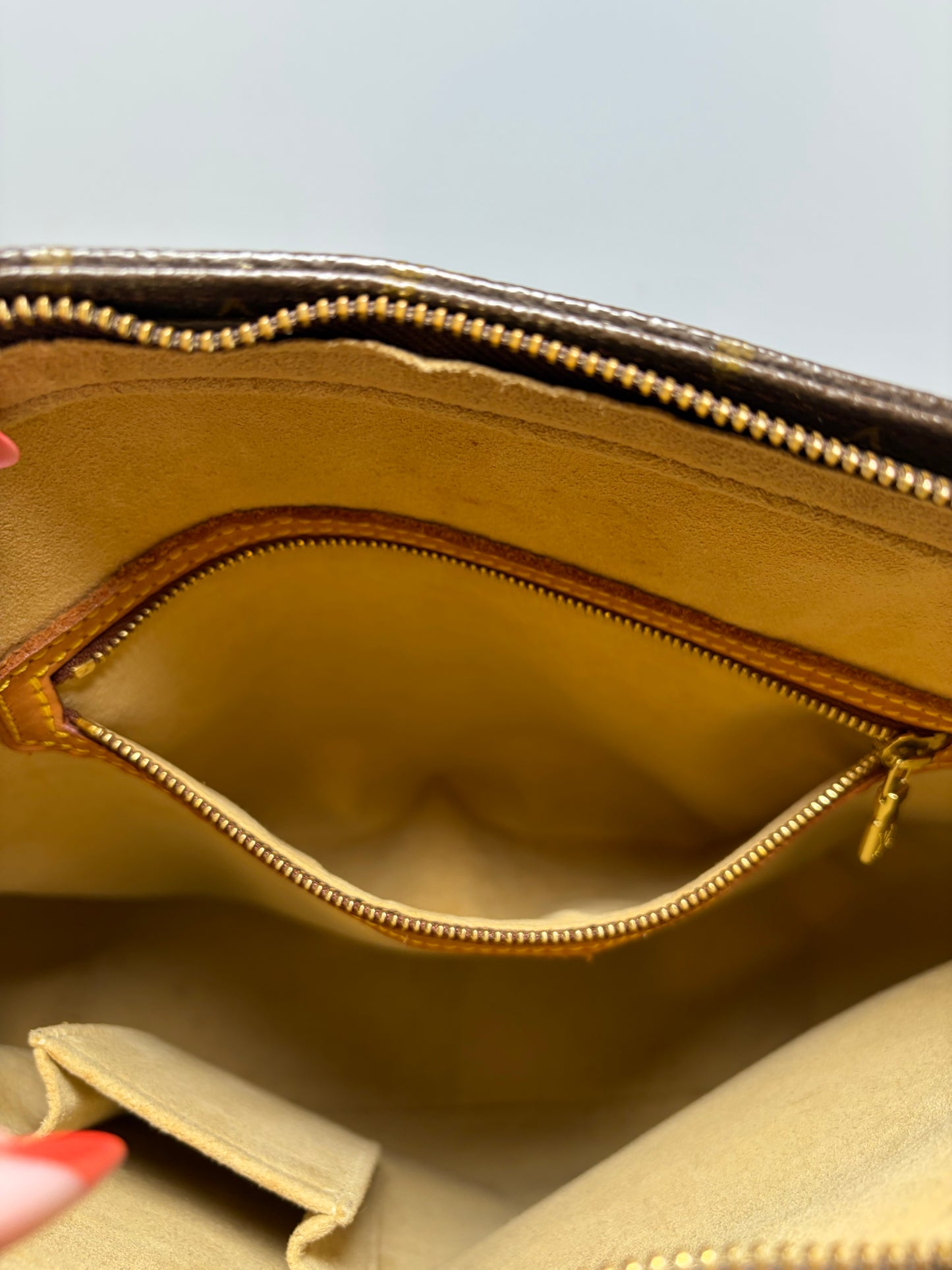 Louis Vuitton Looping GM Monogram Shoulder Bag