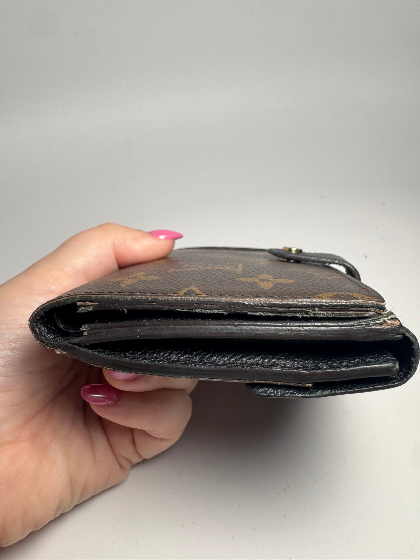 Louis Vuitton Monogram Pallas Wallet Brown Monogram & Black Leather