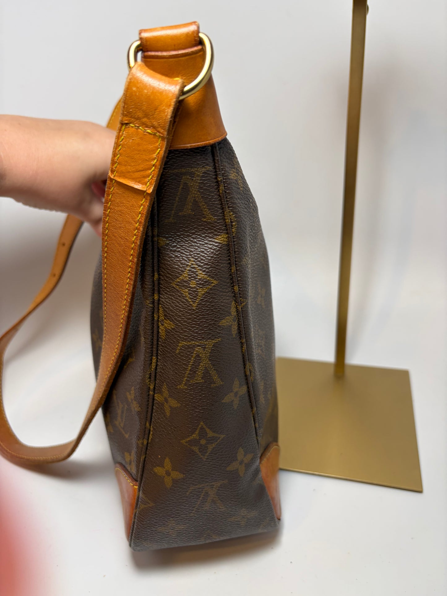 Louis Vuitton Boulogne 30 Monogram Shoulder Bag