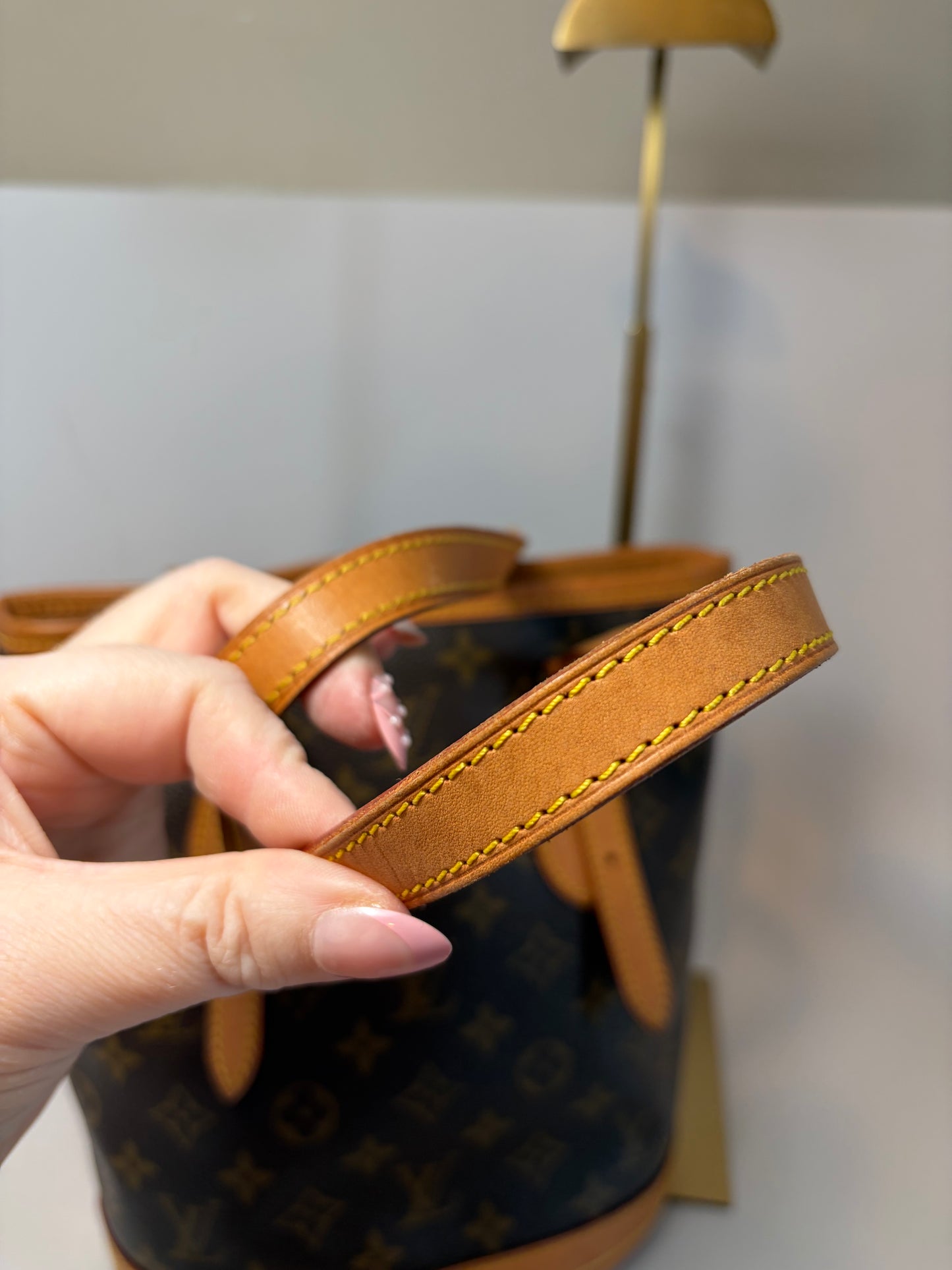 Louis Vuitton Petite Bucket Bag PM Monogram Tote/Shoulder Bag