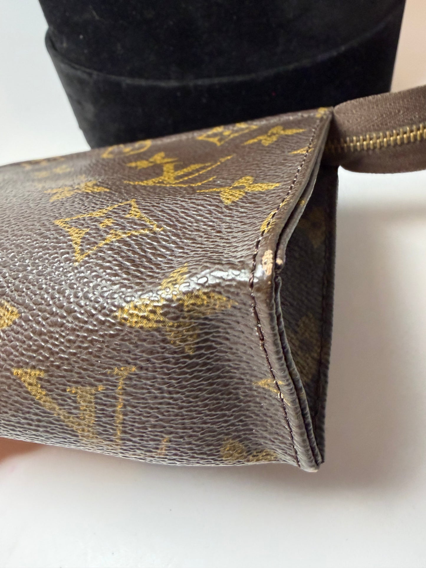 Louis Vuitton Toiletry 15 Pouch Monogram