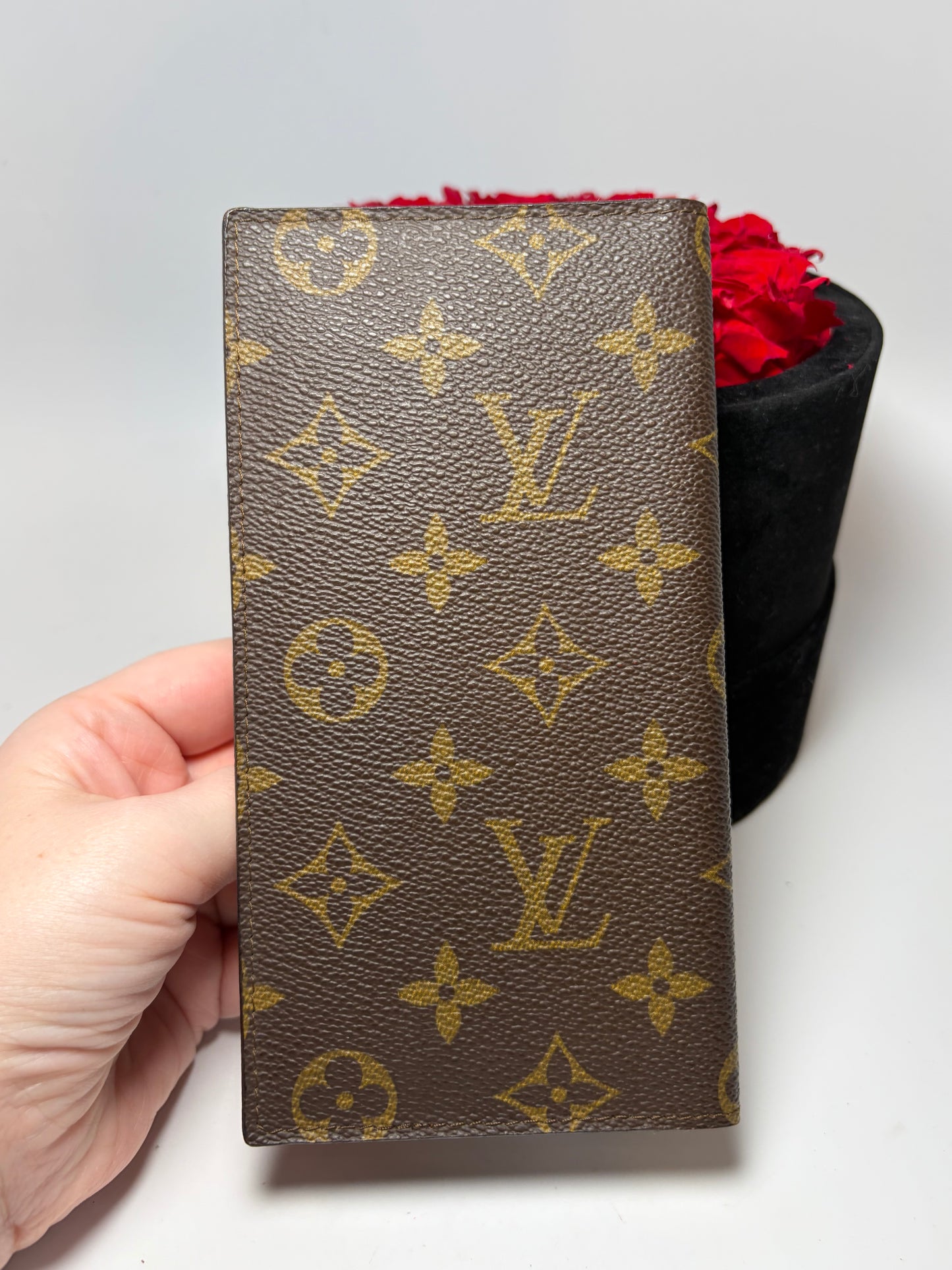Louis Vuitton Monogram Checkbook Cover