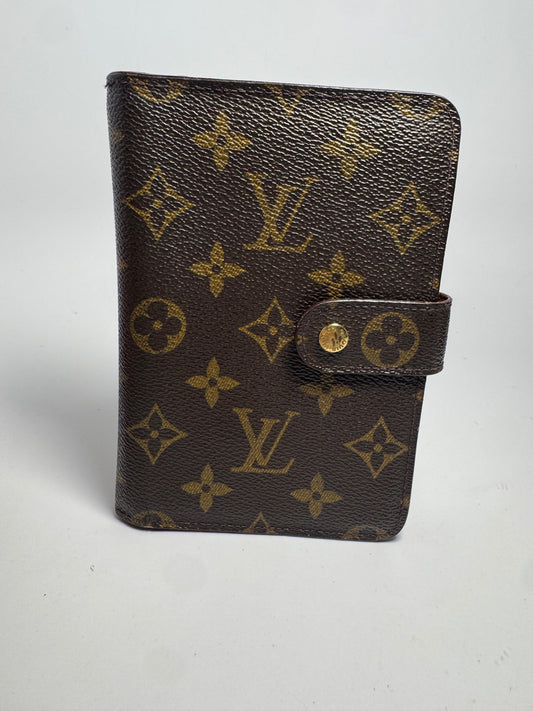 Louis Vuitton Passport Porte Papier Wallet/Passport Holder Made in France October 2006
