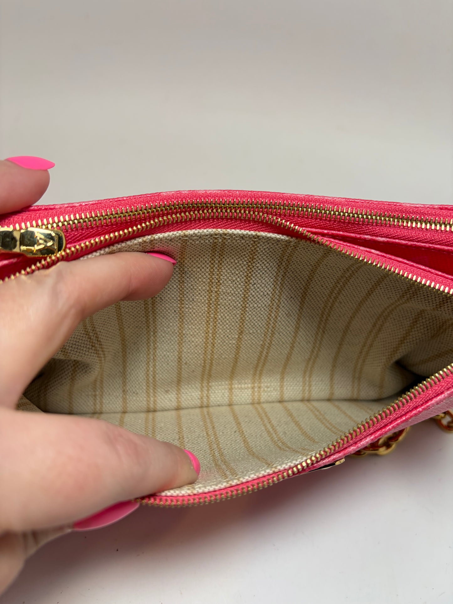 Louis Vuitton Liv Pochette Rose Ruban Monogram Shoulder Bag/Crossbody