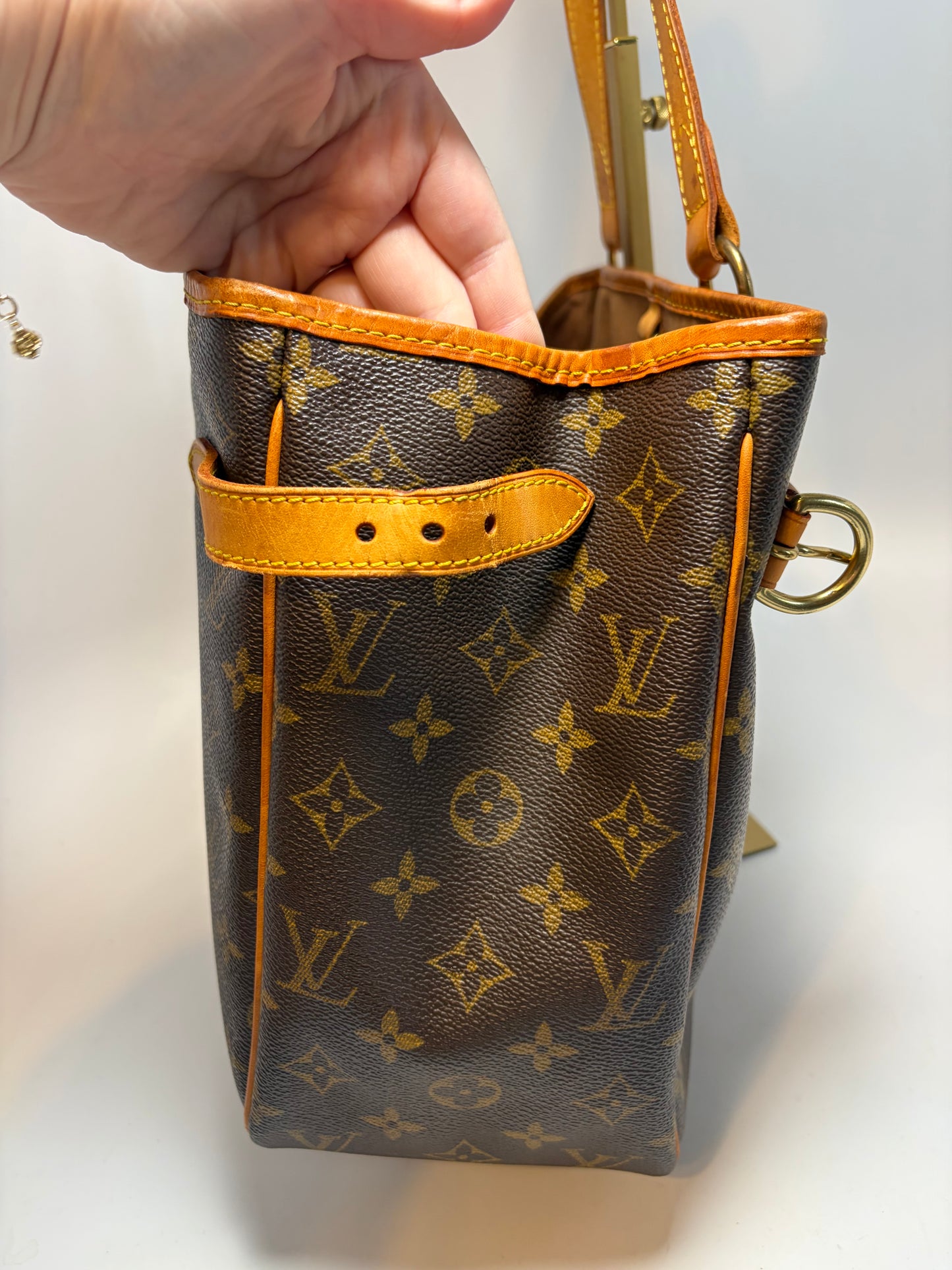 Louis Vuitton Batignolles Horizontal Monogram Tote Bag