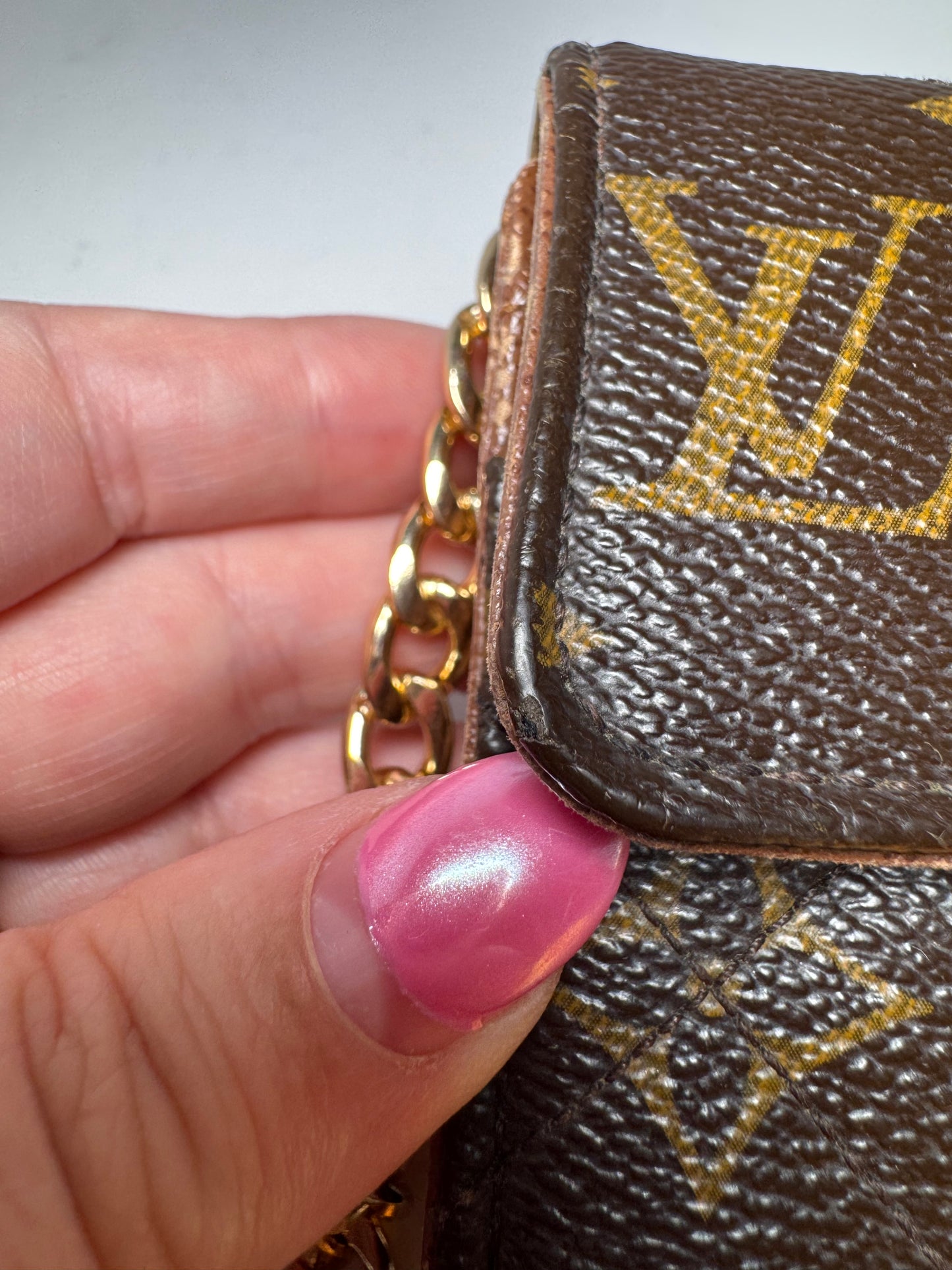 Louis Vuitton Limited Edition Etiole Sarah Wallet on Chain Monogram, Made in France 24th week of 2011