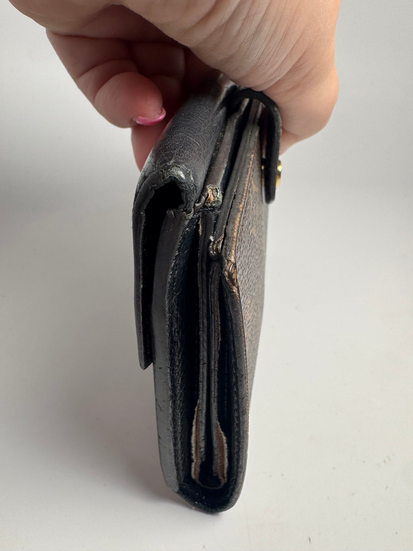 Louis Vuitton Monogram Pallas Wallet Brown Monogram & Black Leather
